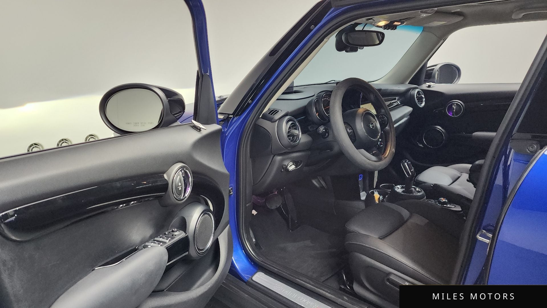 MINI Cooper S 2020 — миниатюра 12