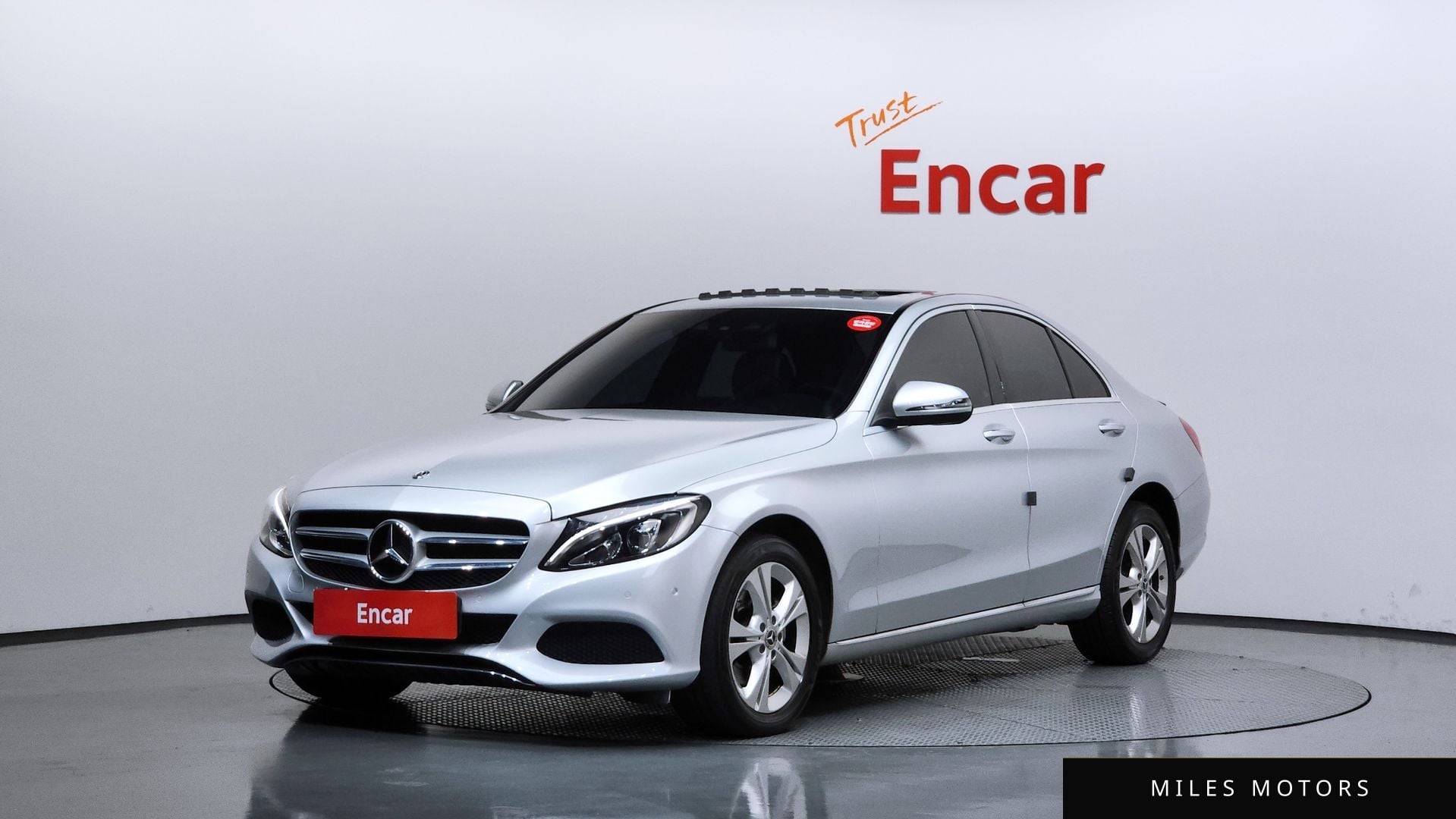 Mercedes-Benz C-Class W205 2018 — фото 1 из 12