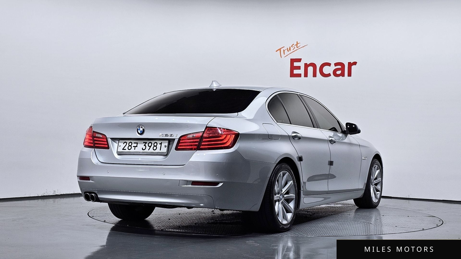 BMW 5 Series (F10) 2014 — миниатюра 2