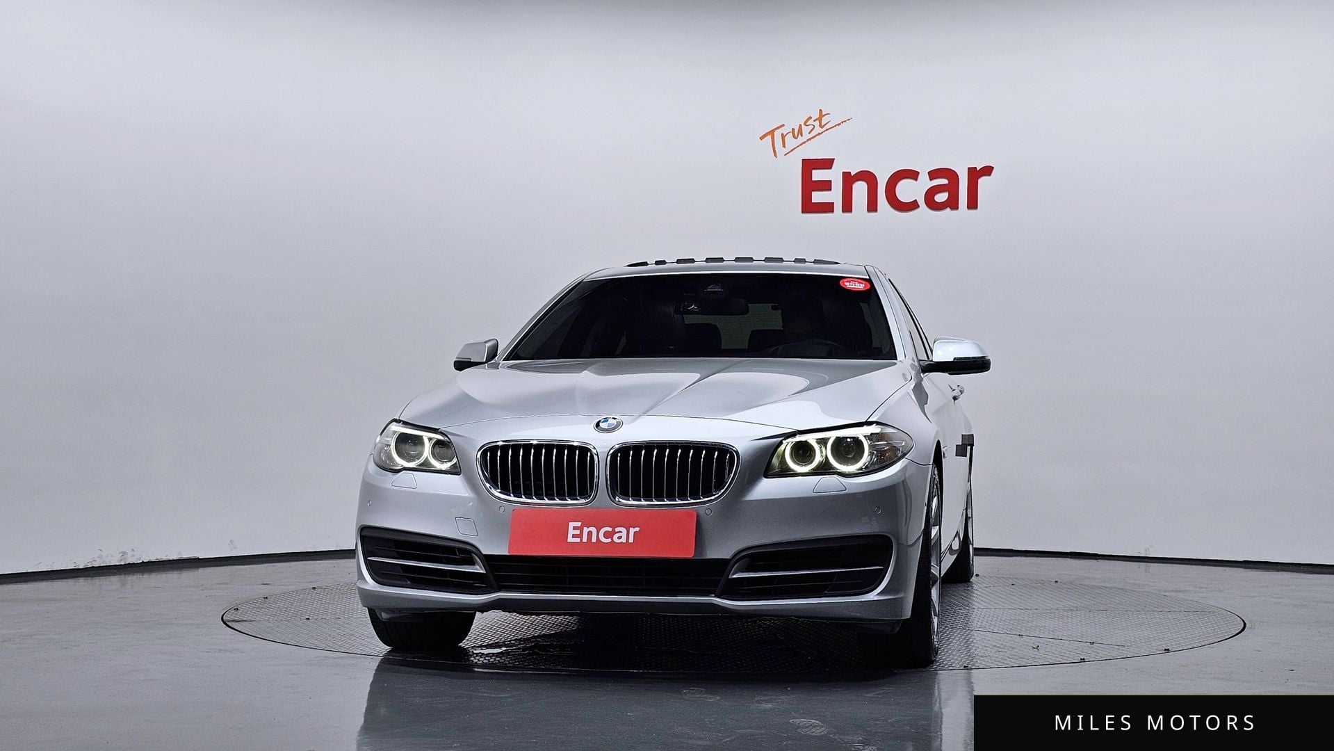 BMW 5 Series (F10) 2014 — миниатюра 3
