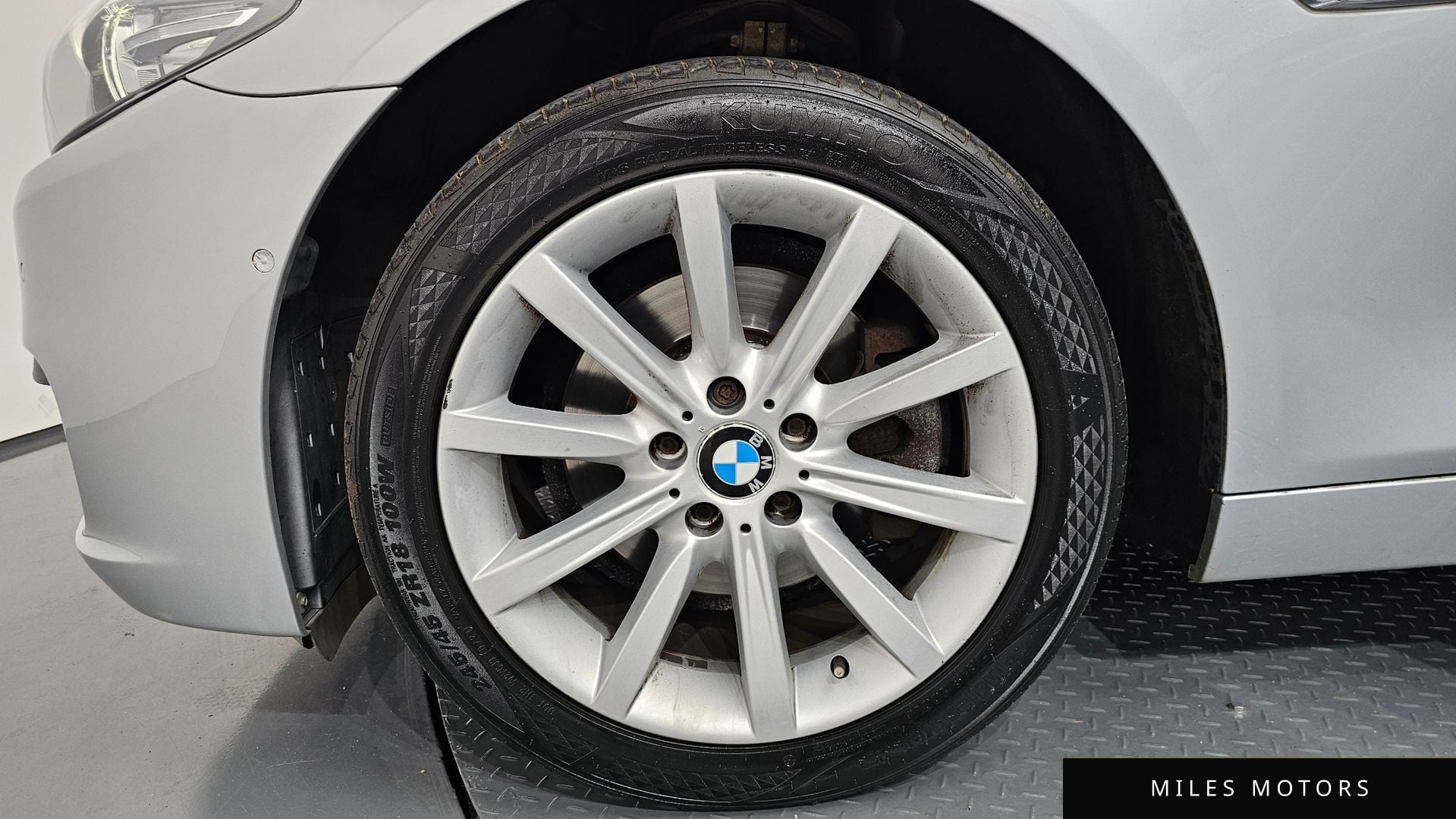 BMW 5 Series (F10) 2014 — миниатюра 5