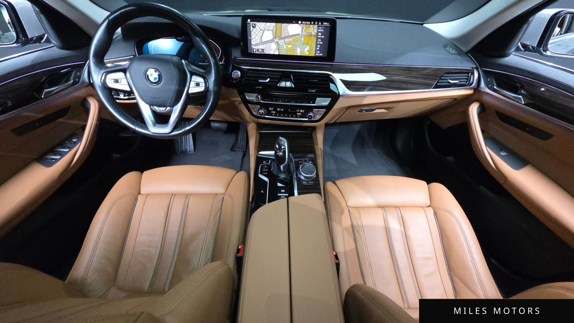 BMW 5 Series (G30) 2021 — миниатюра 10