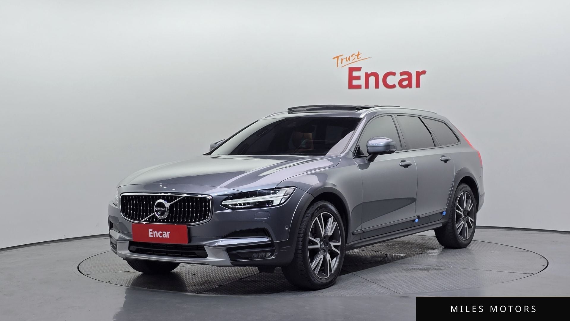 Volvo V90 2019 — фото 1 из 12