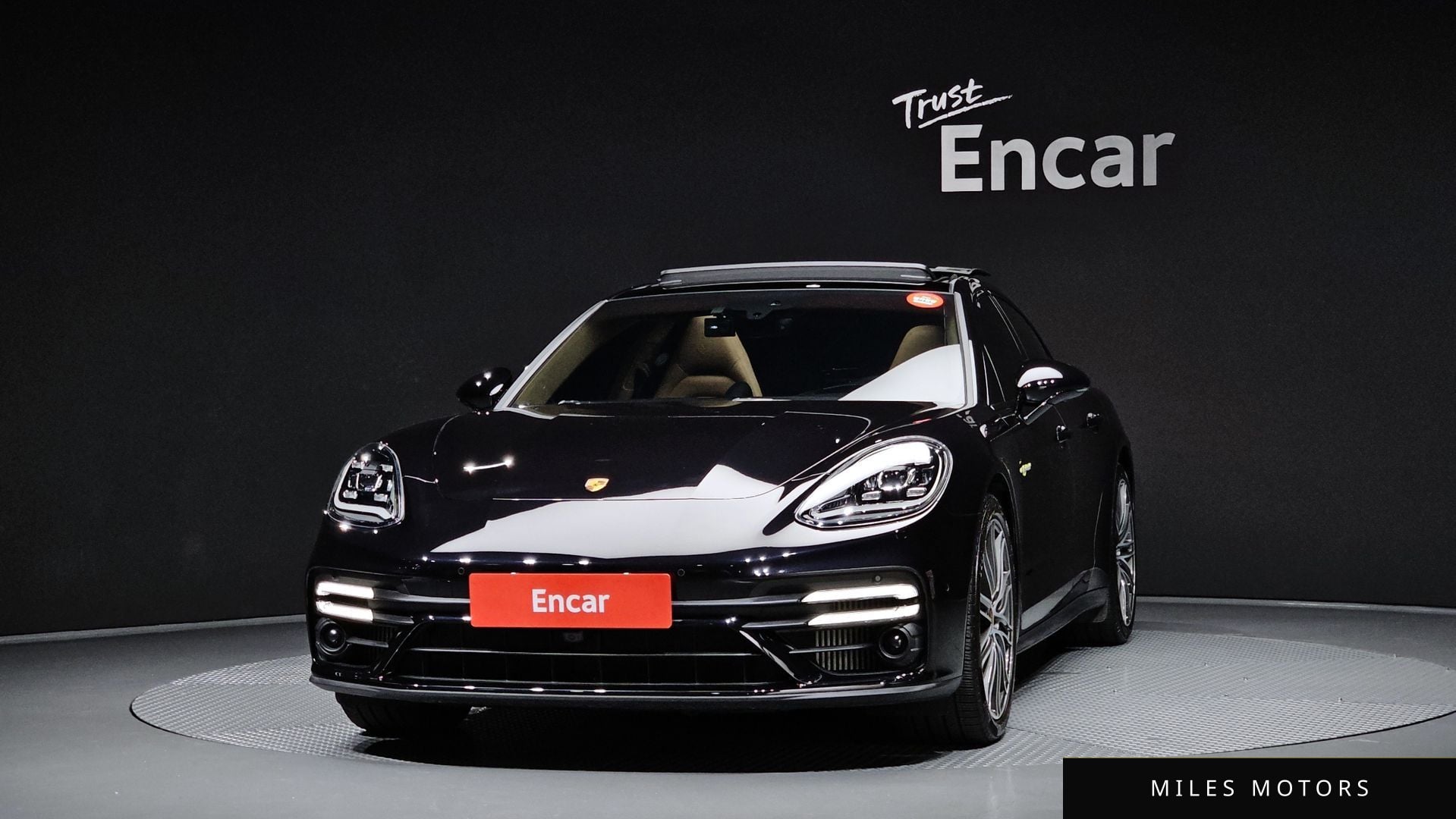 Porsche Panamera 2023 — миниатюра 3