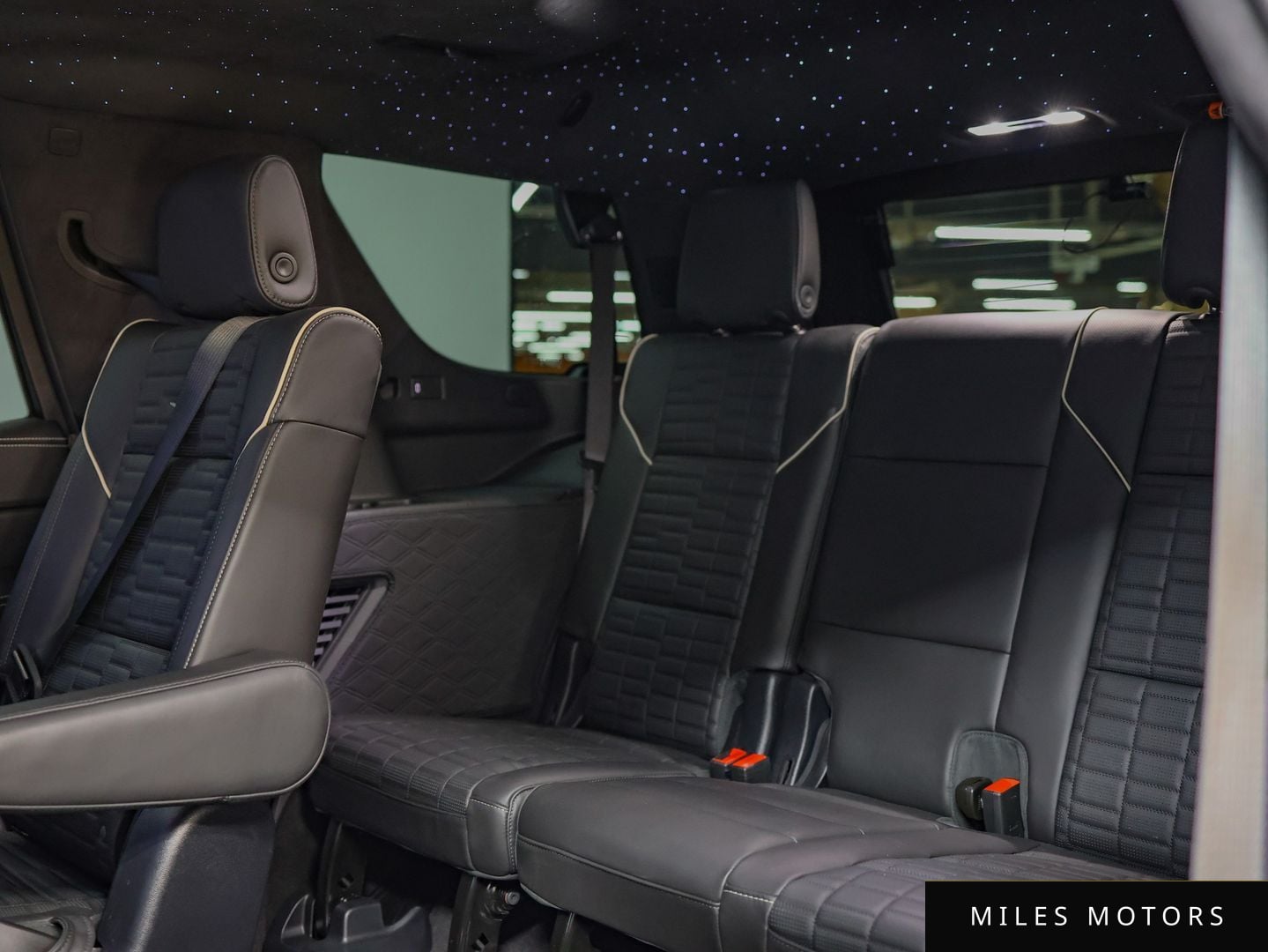 Cadillac Escalade 2025 — миниатюра 12