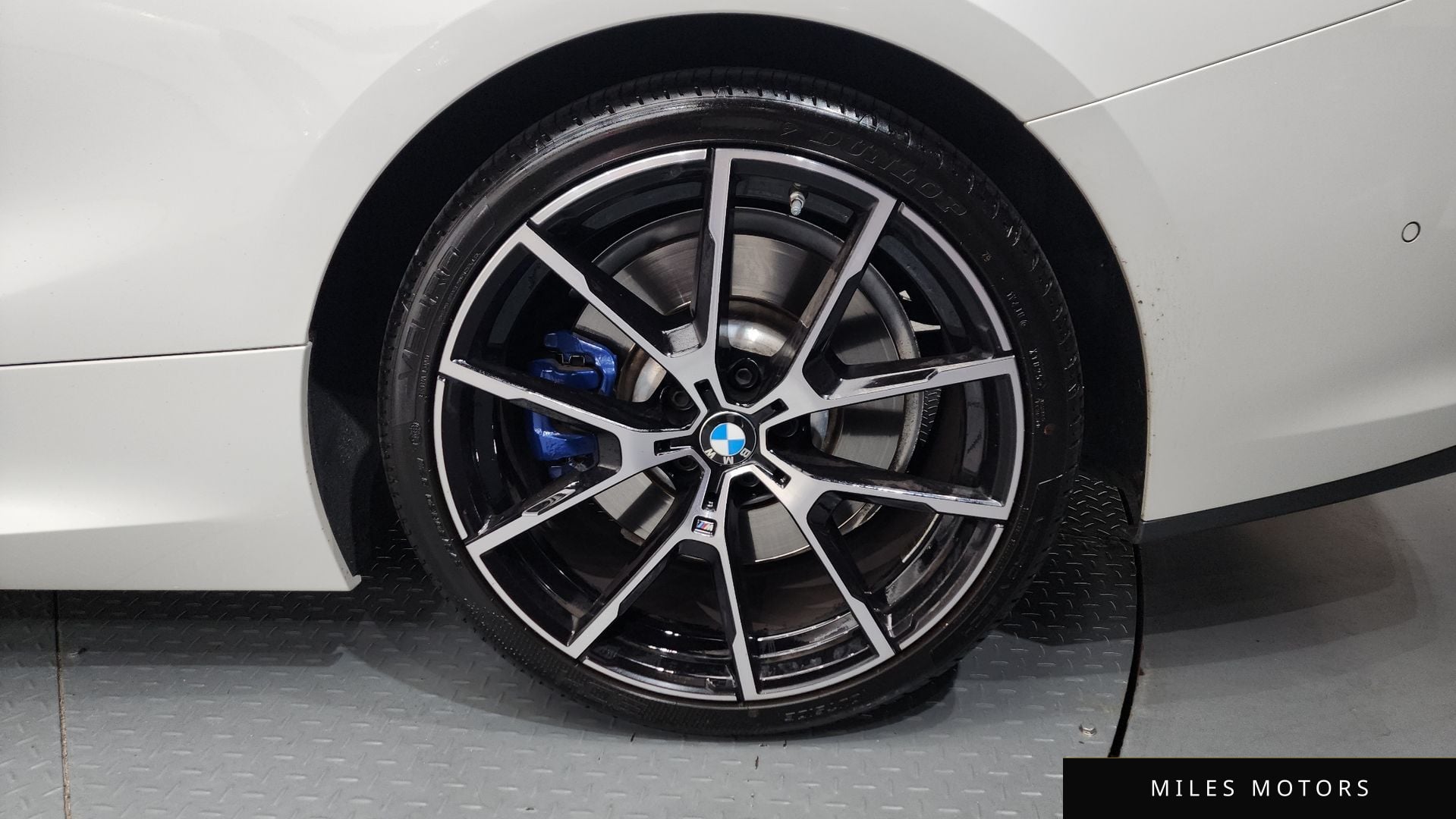 BMW 8 Series (G15) 2022 — миниатюра 7