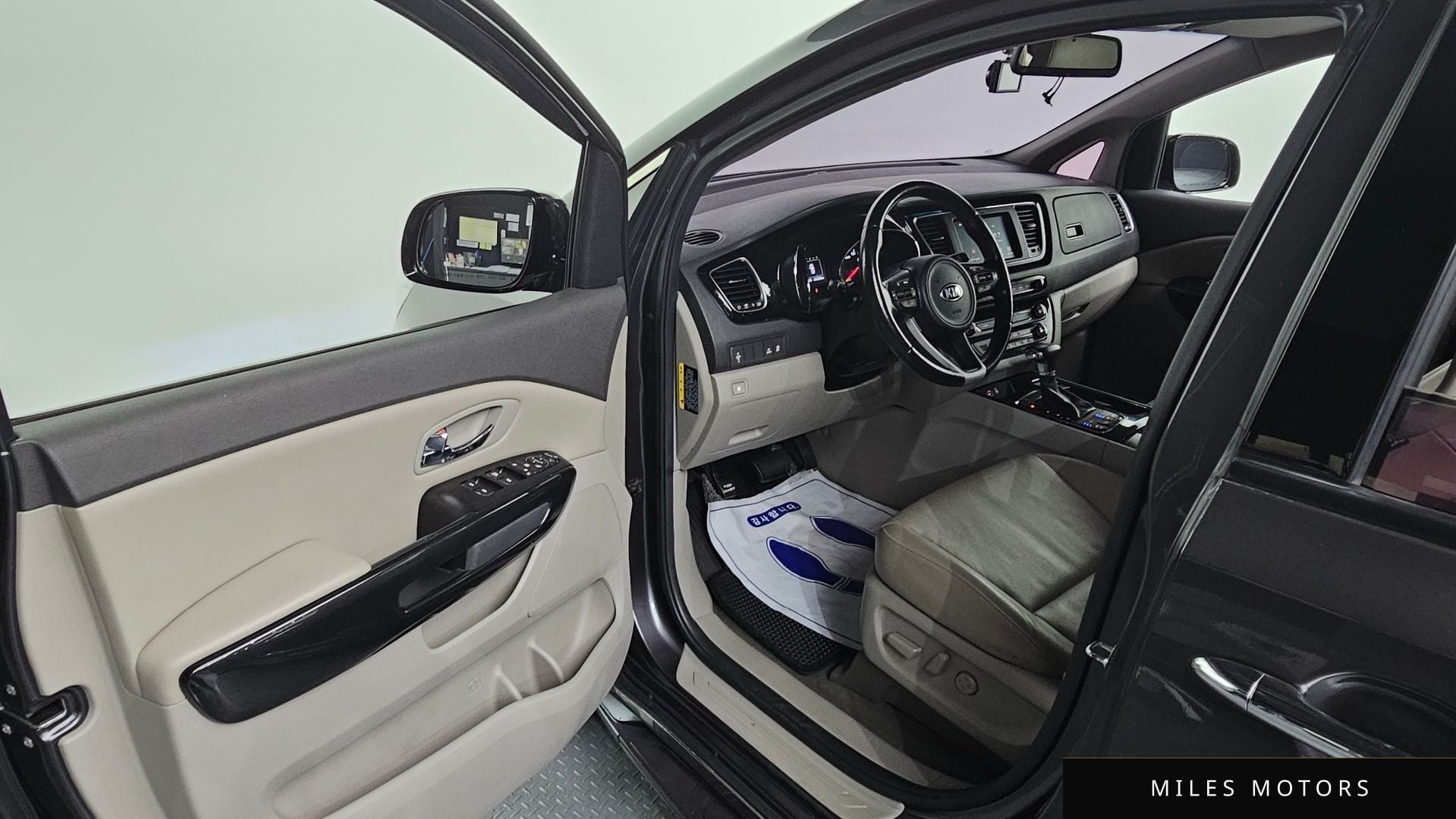 Kia Canival 2018 — миниатюра 10