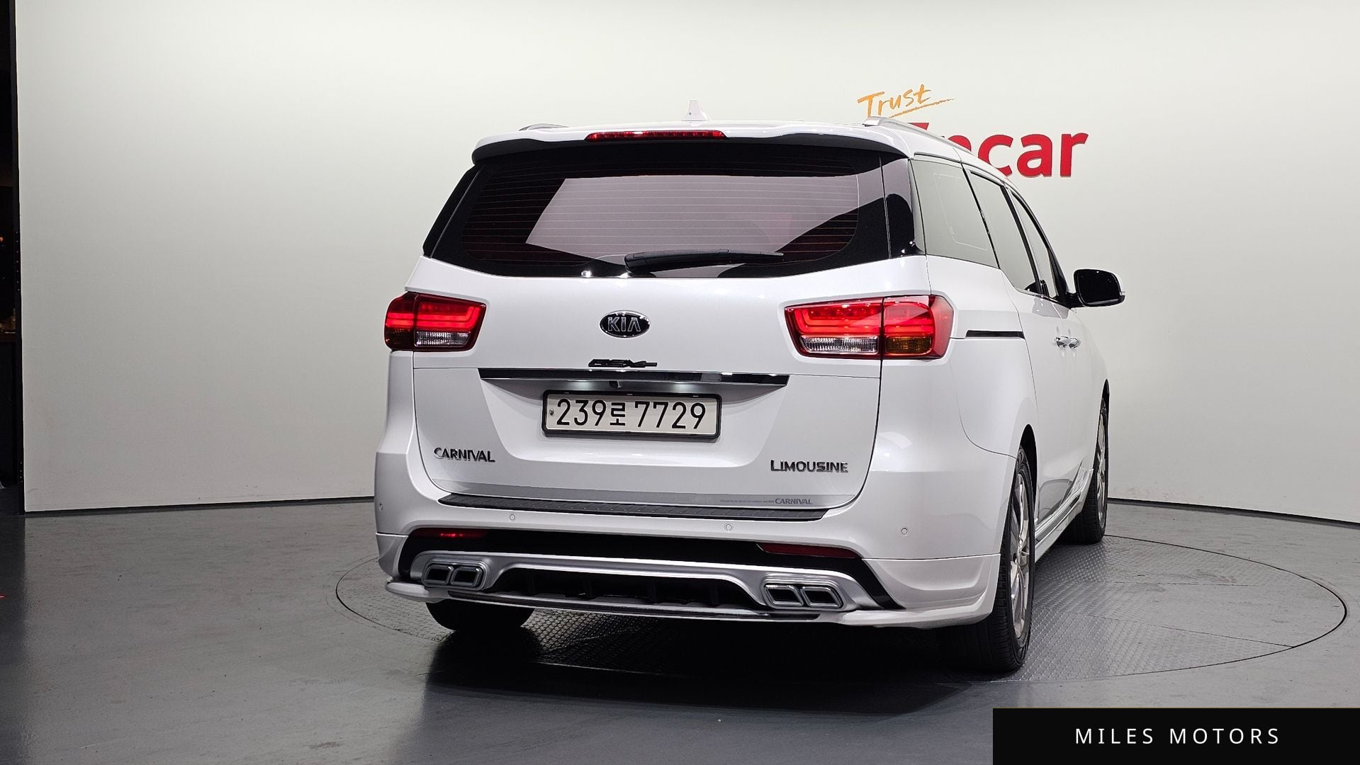 Kia Canival 2018 — миниатюра 4