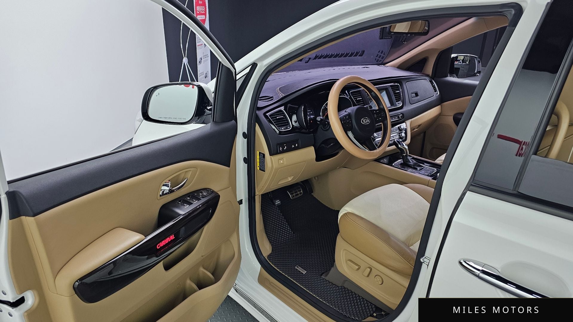 Kia Canival 2018 — миниатюра 10