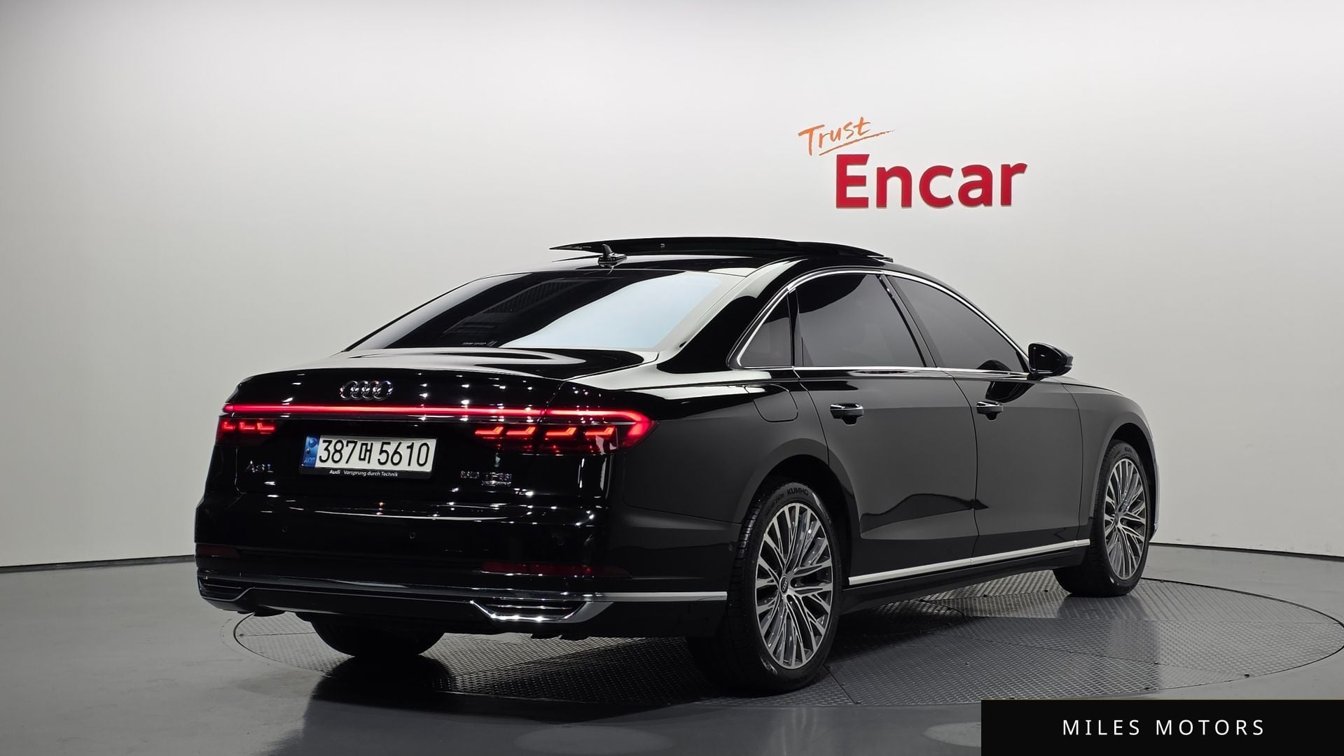 Audi A8 (D5) 2021 — миниатюра 2