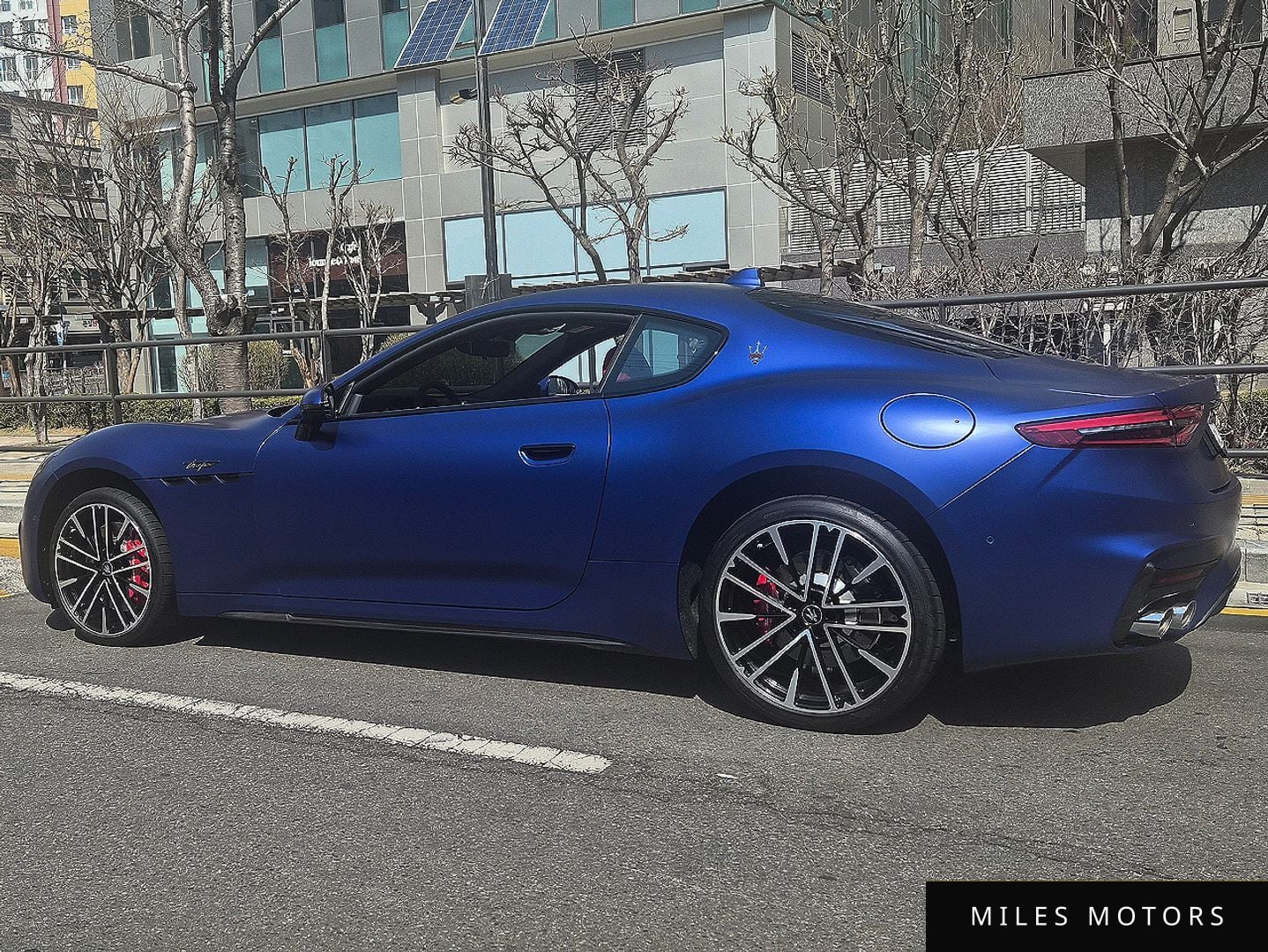 Maserati GranTurismo 2024 — миниатюра 2