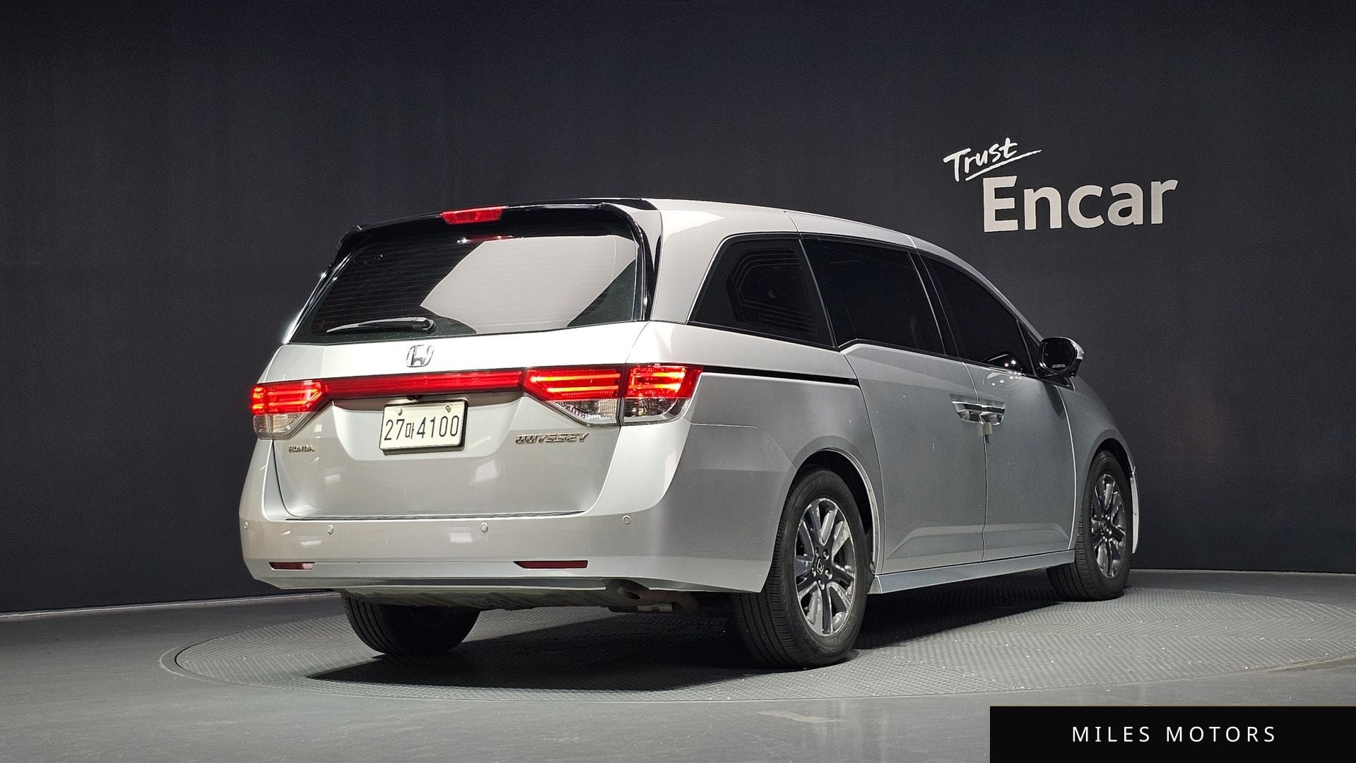 Honda Odyssey 2015 — миниатюра 2