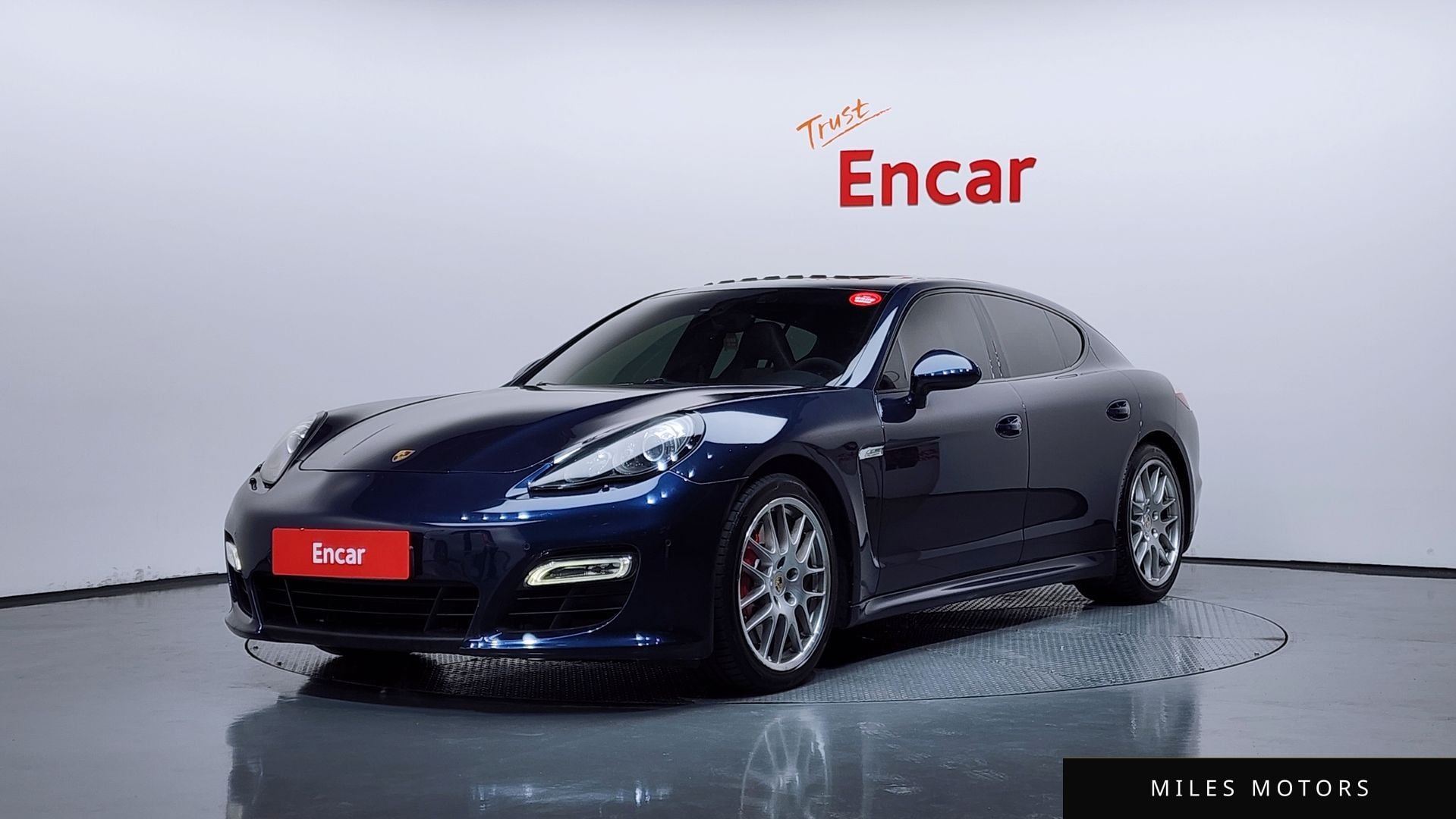Porsche Panamera 2013 — фото 1 из 12