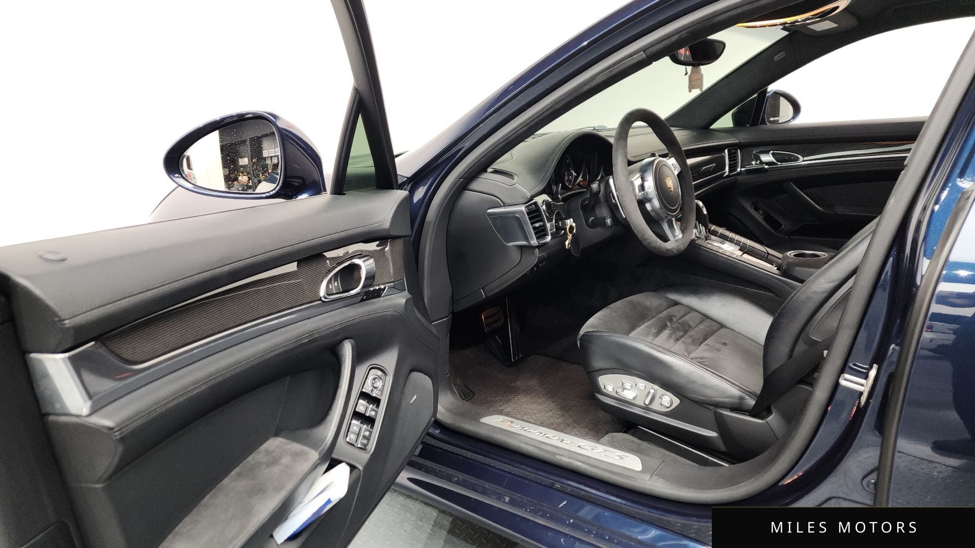 Porsche Panamera 2013 — миниатюра 10