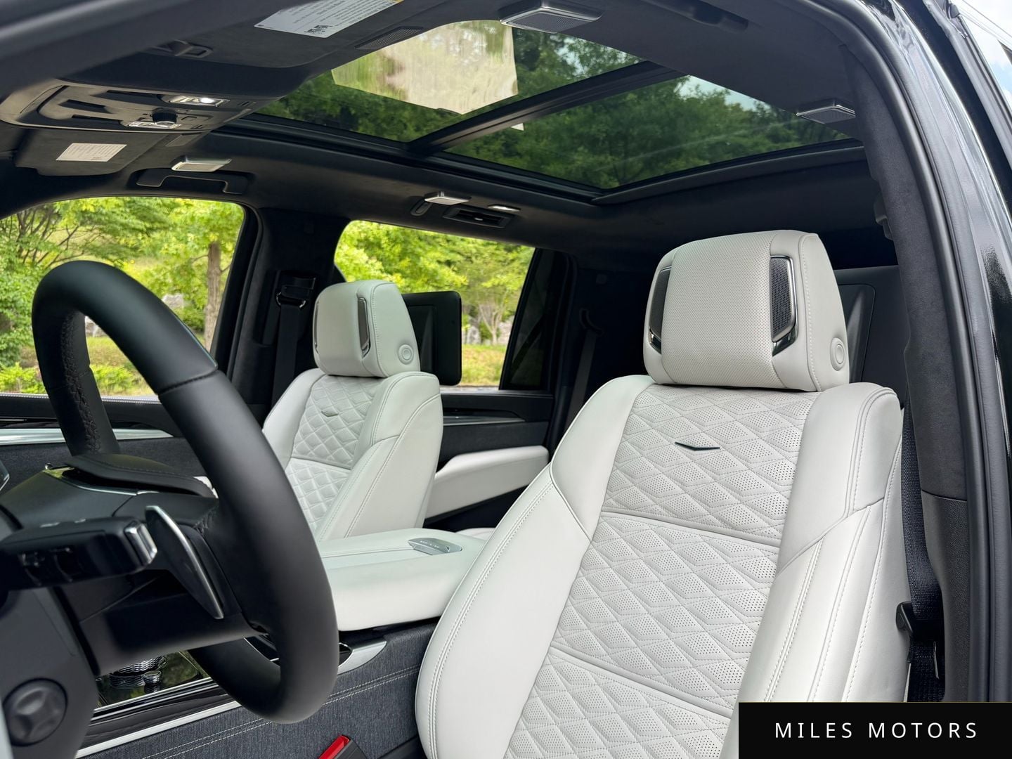 Cadillac Escalade 2025 — миниатюра 7