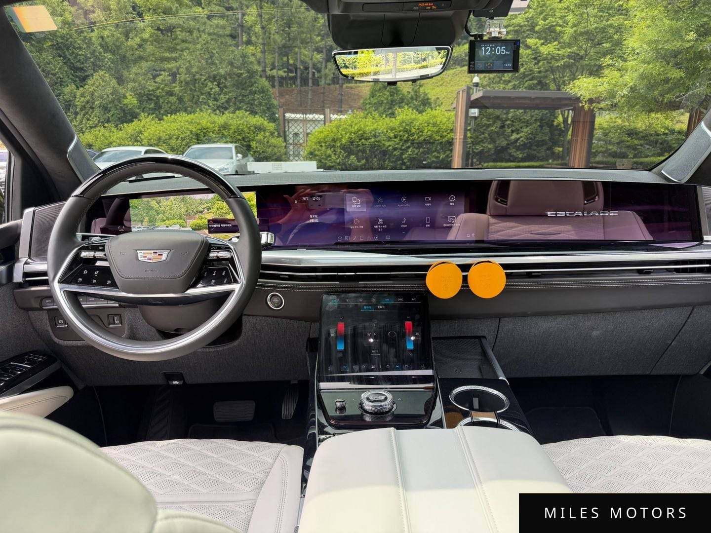 Cadillac Escalade 2025 — миниатюра 10
