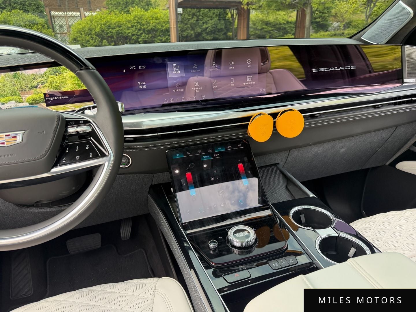 Cadillac Escalade 2025 — миниатюра 12