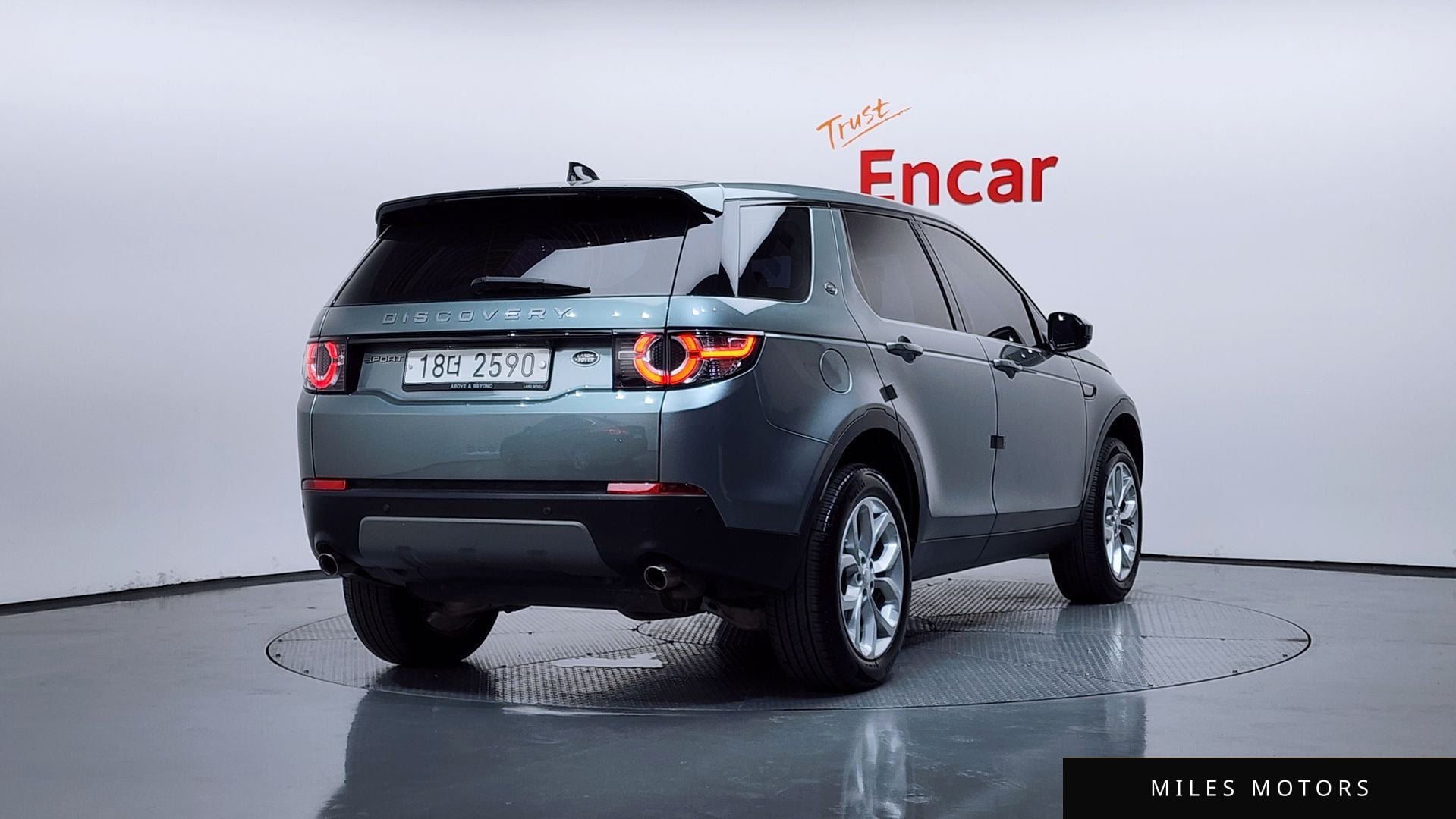 Land Rover Discovery Sport 2018 — миниатюра 2