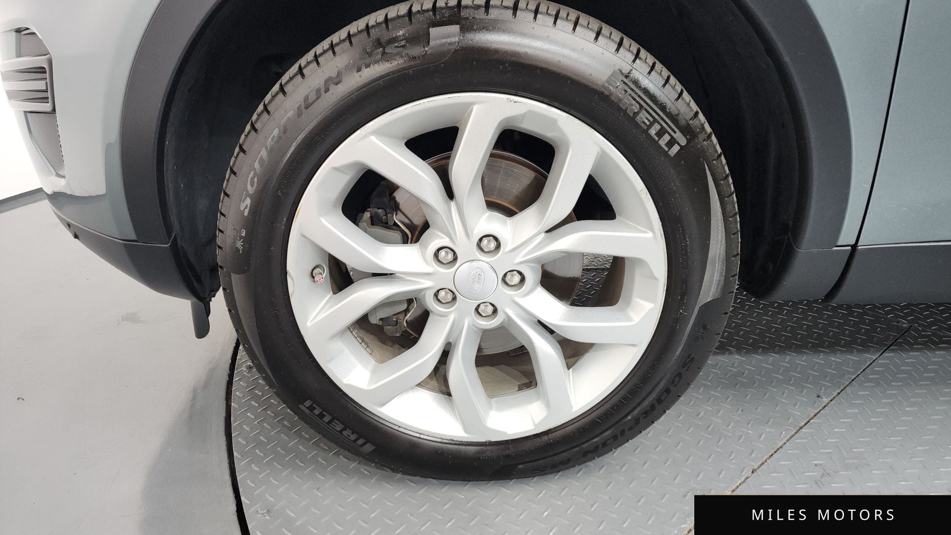 Land Rover Discovery Sport 2018 — миниатюра 5
