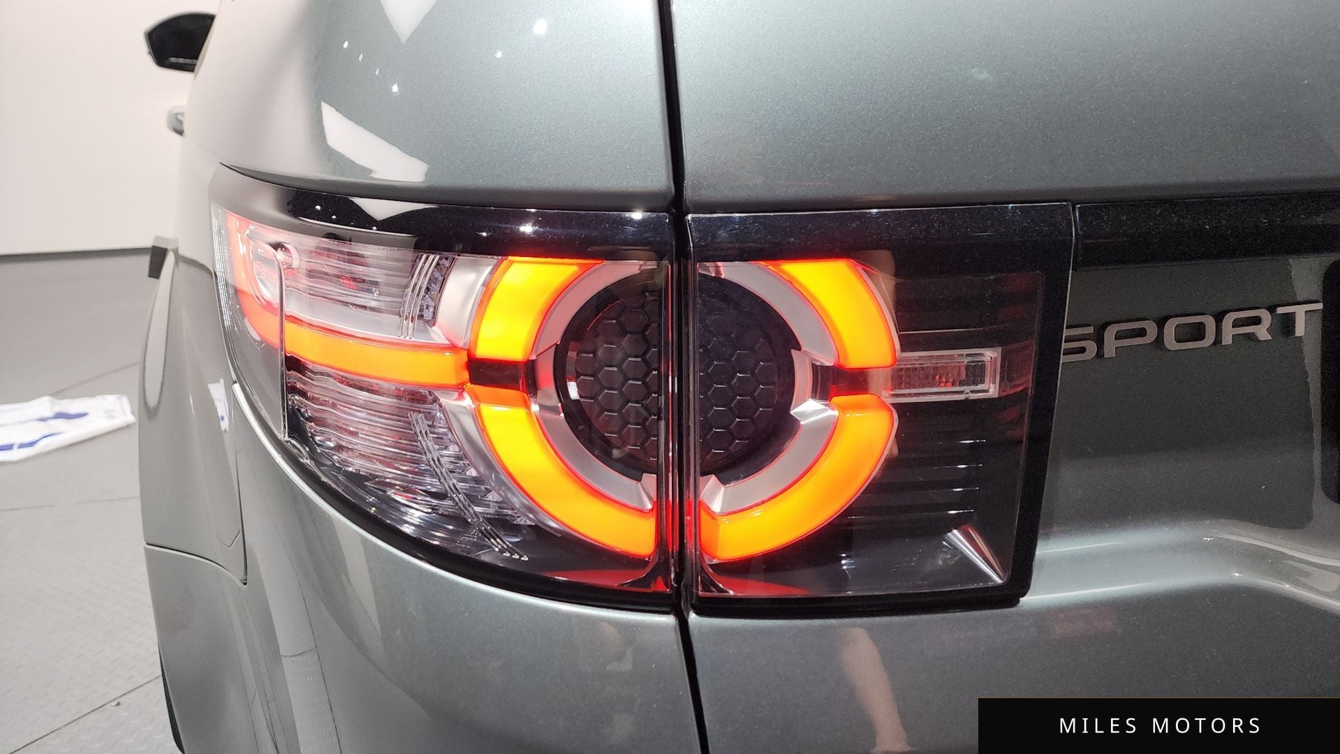 Land Rover Discovery Sport 2018 — миниатюра 9