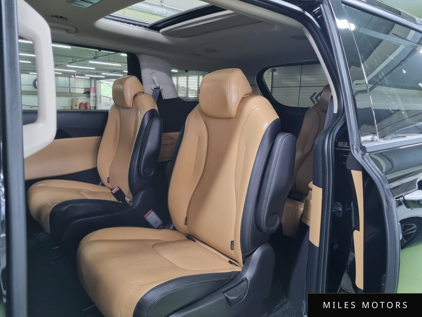 Kia Carnival 2023 — миниатюра 10