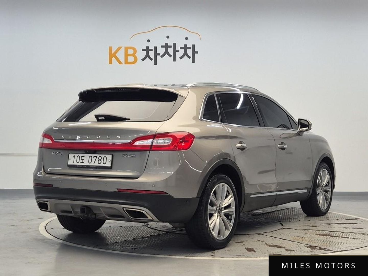Lincoln MKX 2016 — миниатюра 3