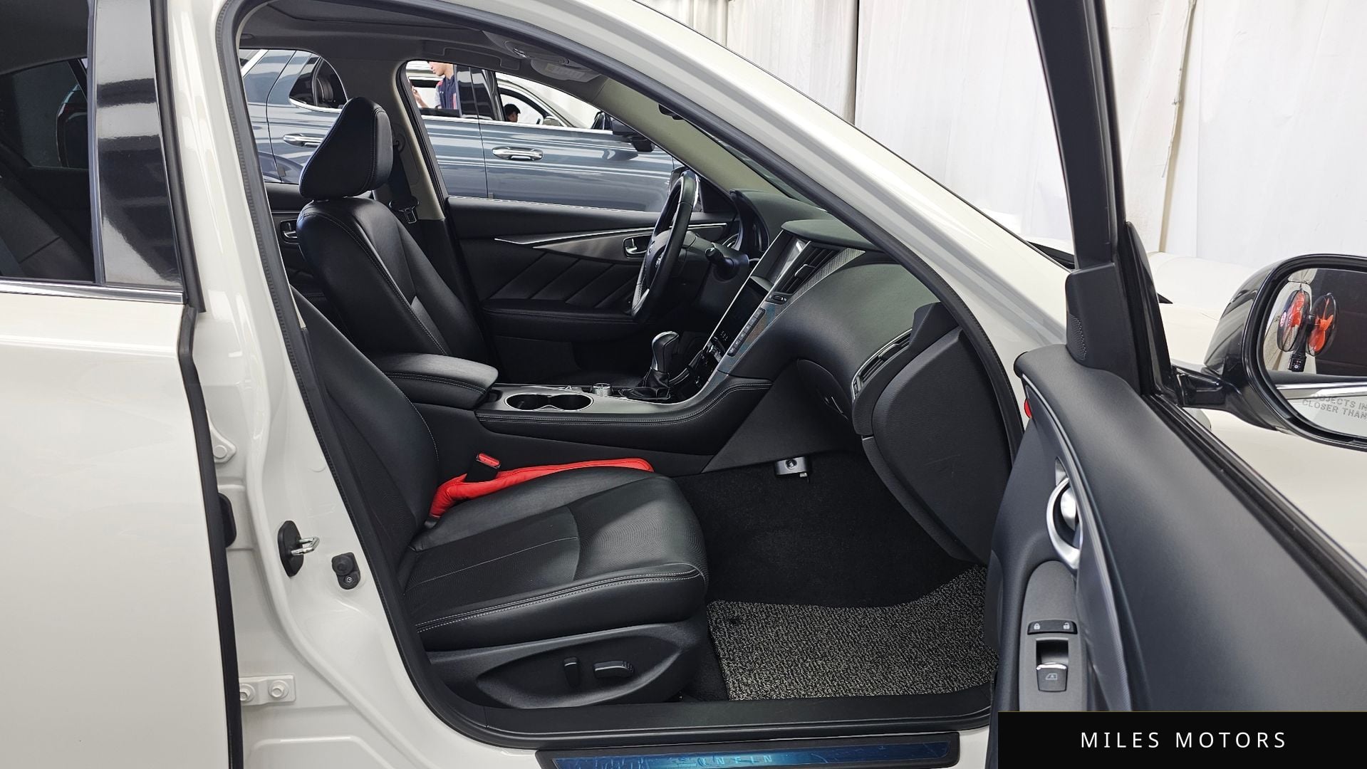 Infiniti Q50 2016 — миниатюра 11