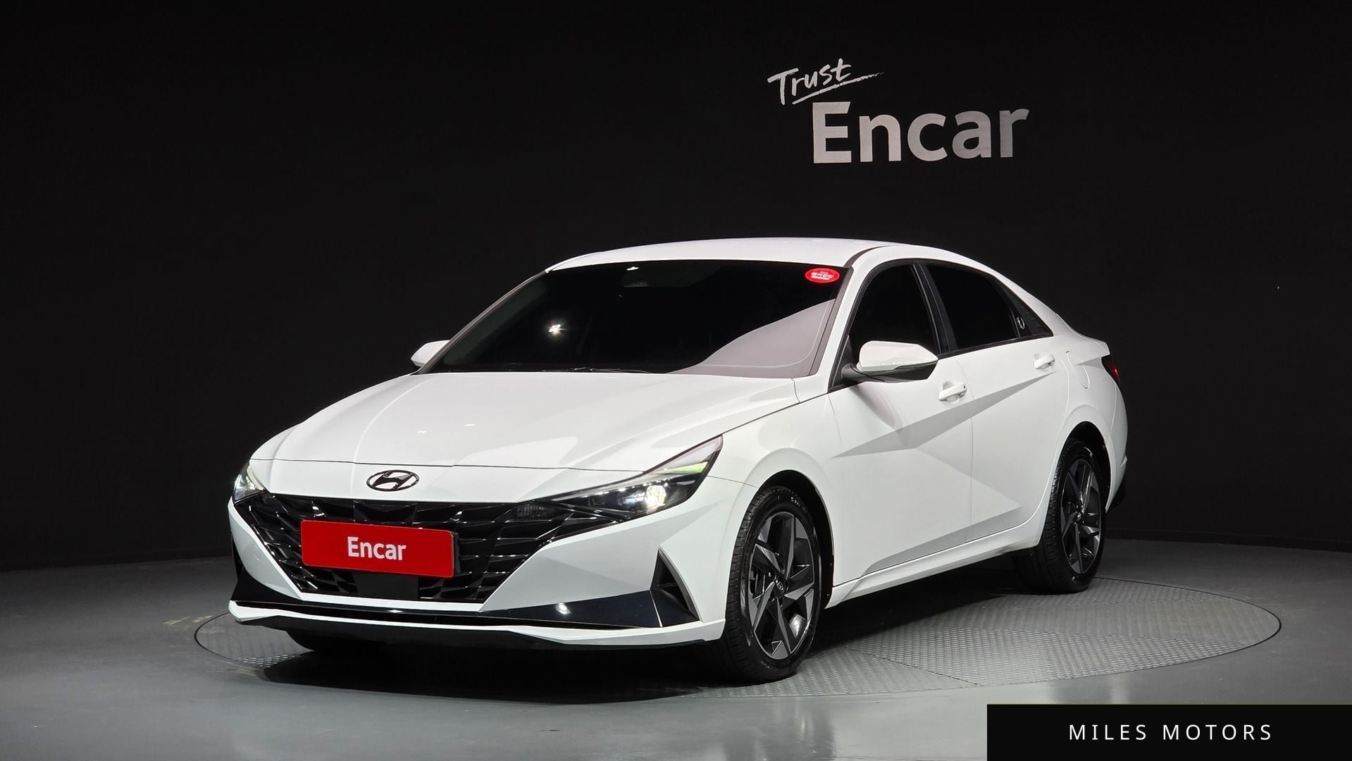 Hyundai AVANTE 2021 — фото 1 из 12