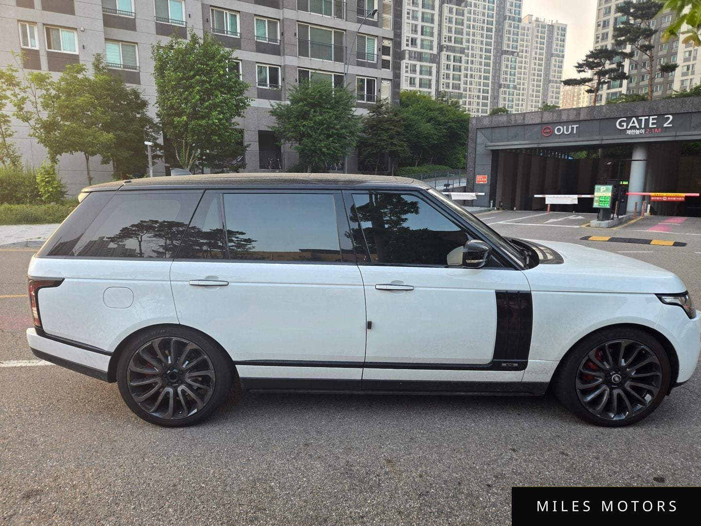 Land Rover Range Rover 2017 — миниатюра 2