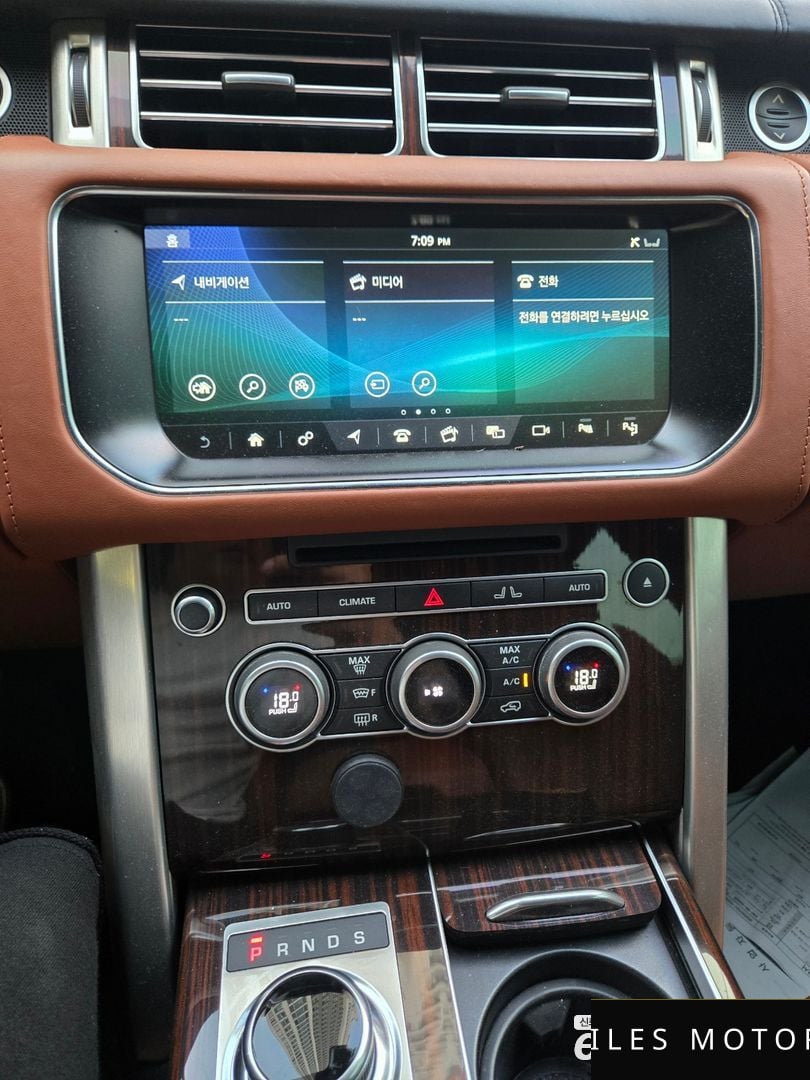 Land Rover Range Rover 2017 — миниатюра 6