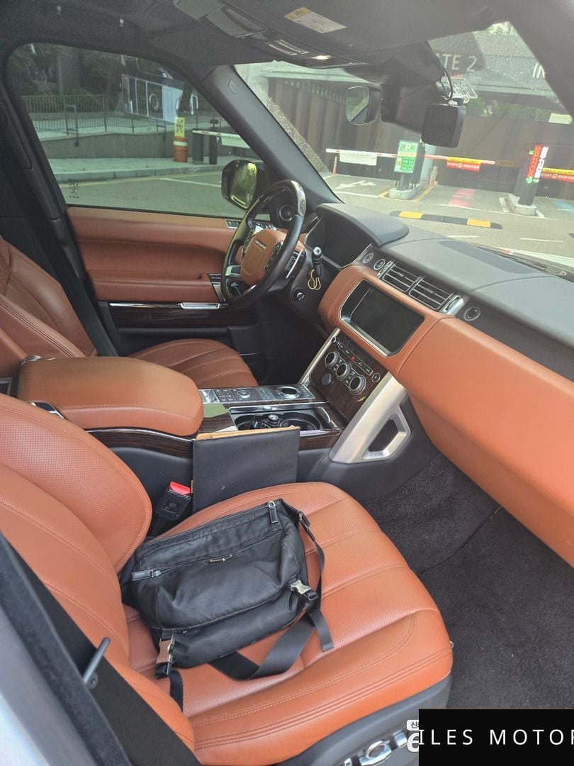 Land Rover Range Rover 2017 — миниатюра 7