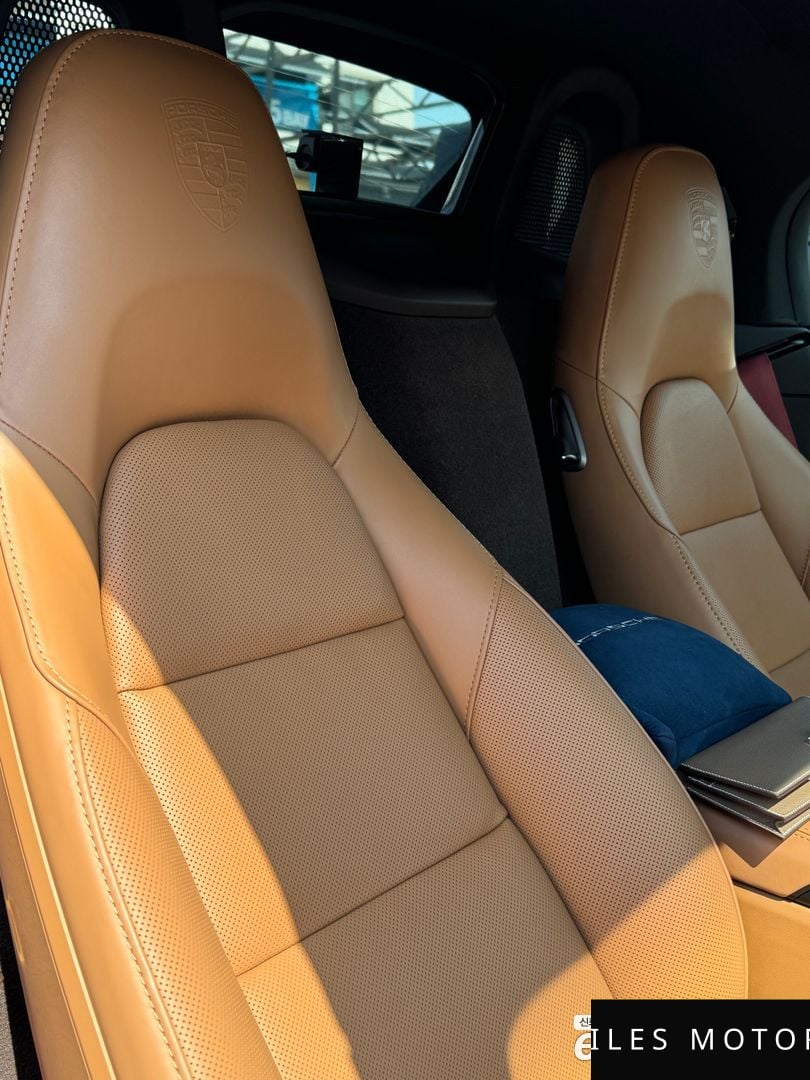 Porsche 718 2022 — миниатюра 9