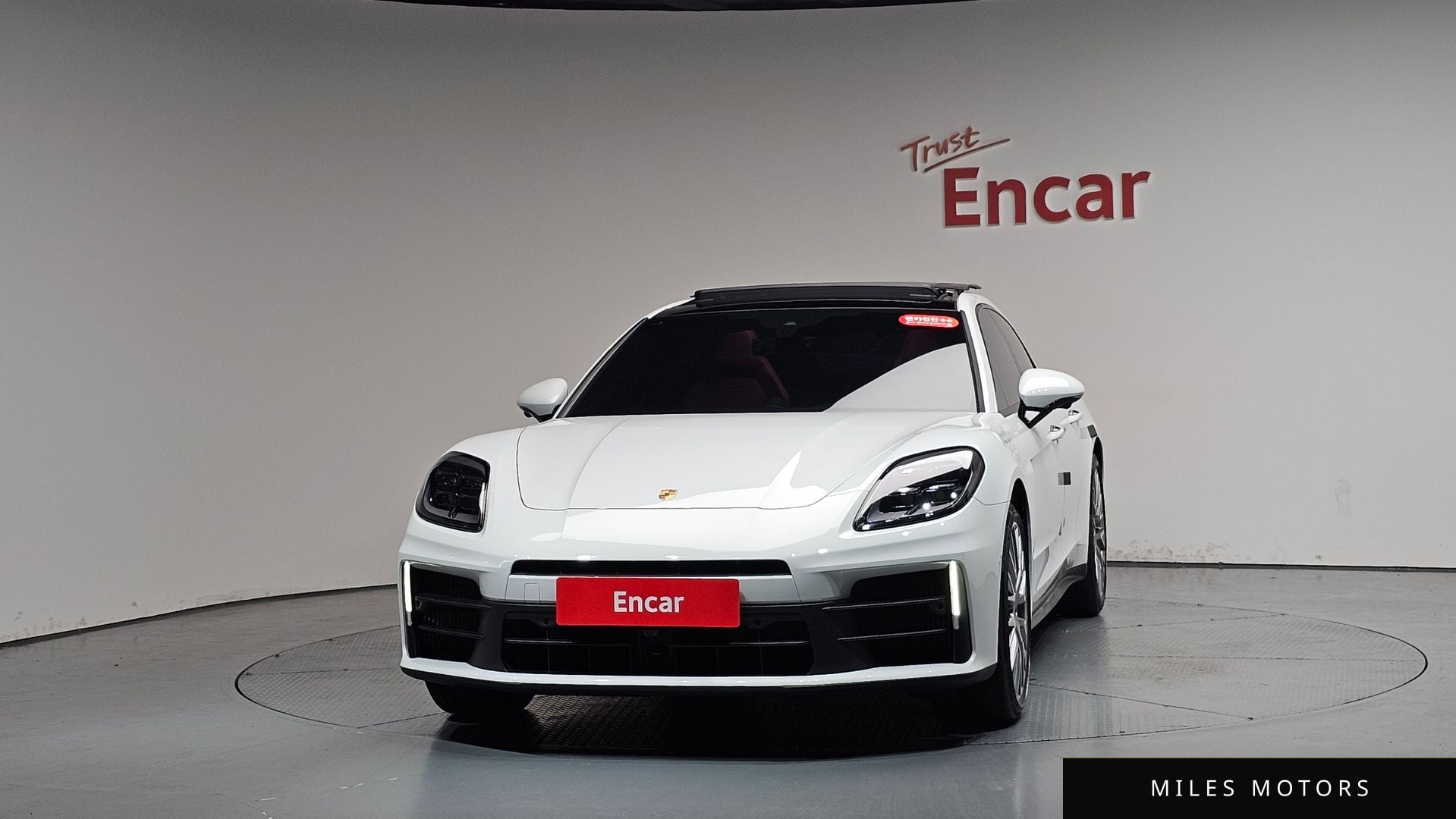 Porsche Panamera 2024 — миниатюра 2