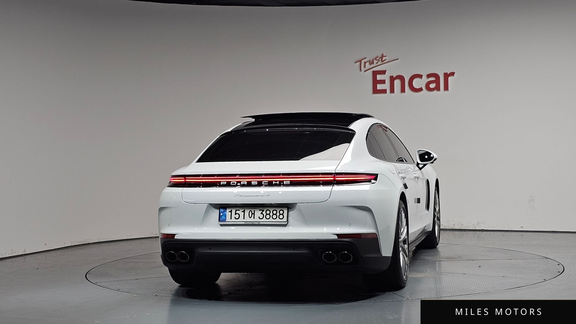 Porsche Panamera 2024 — миниатюра 3