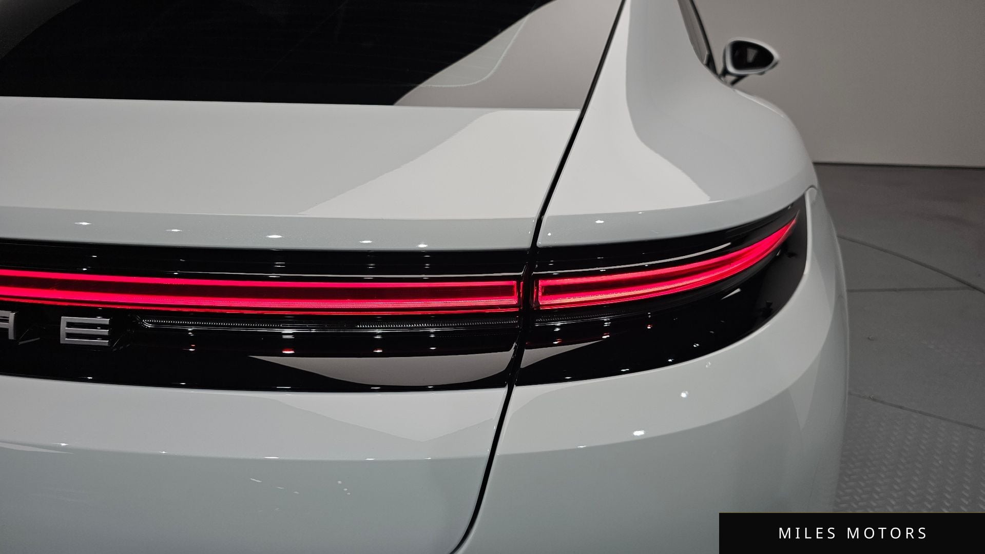 Porsche Panamera 2024 — миниатюра 8