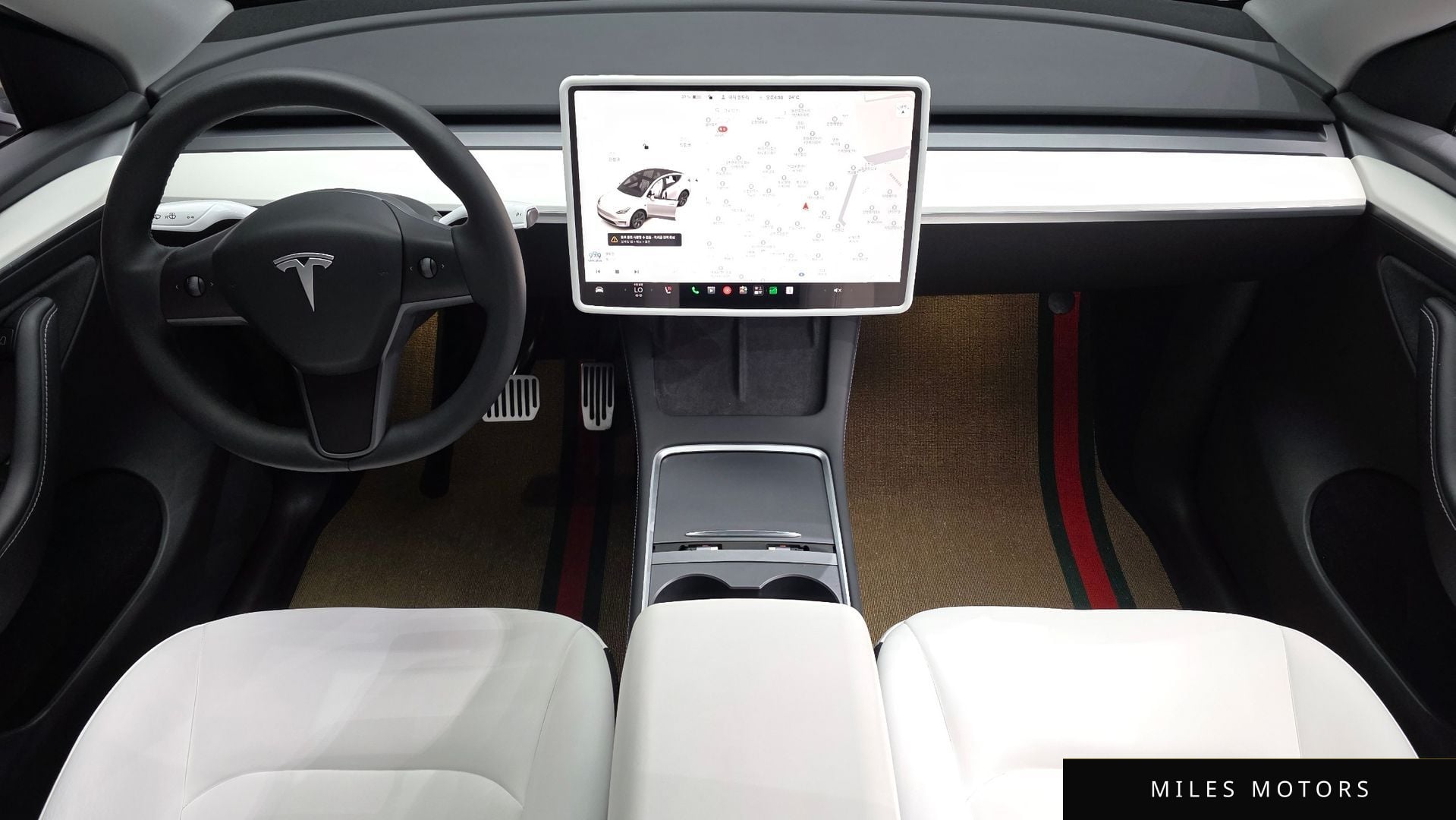 Tesla Model Y 2024 — миниатюра 7