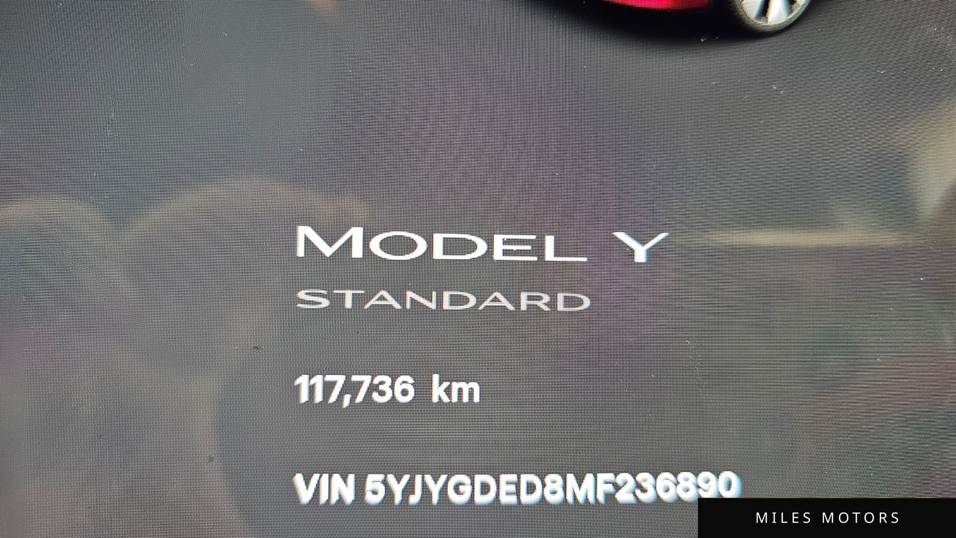 Tesla Model Y 2021 — миниатюра 11