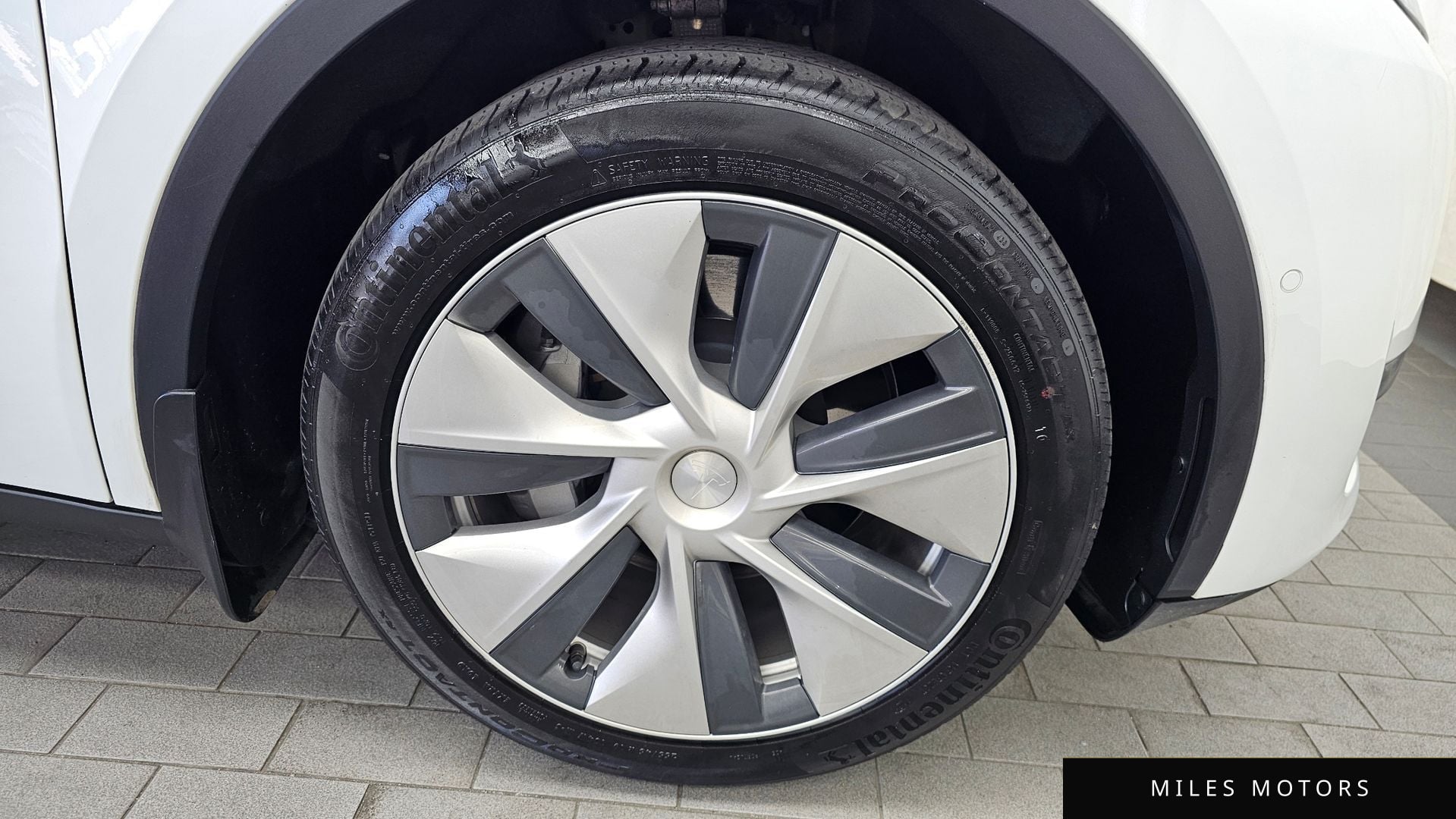 Tesla Model Y 2021 — миниатюра 7