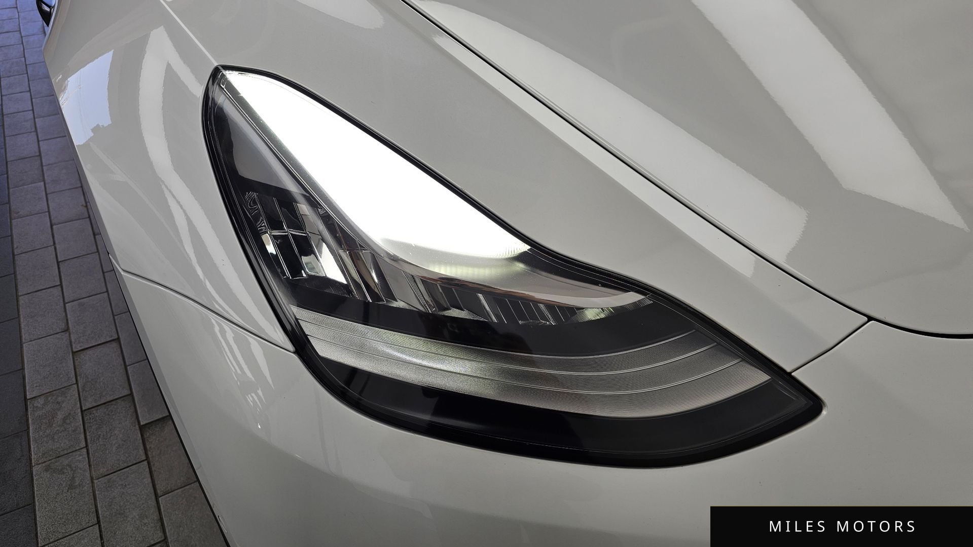 Tesla Model Y 2021 — миниатюра 8