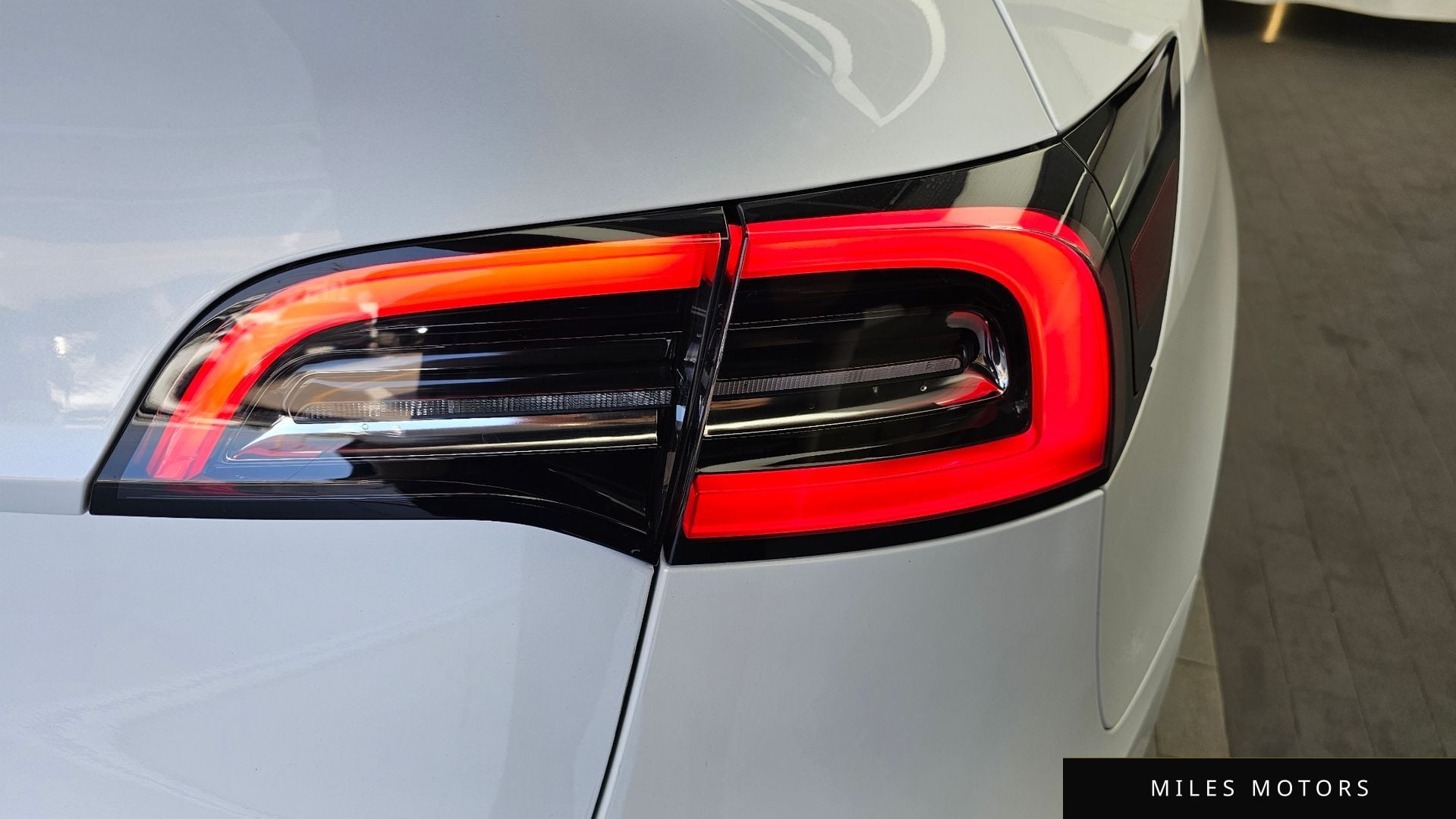 Tesla Model Y 2021 — миниатюра 9