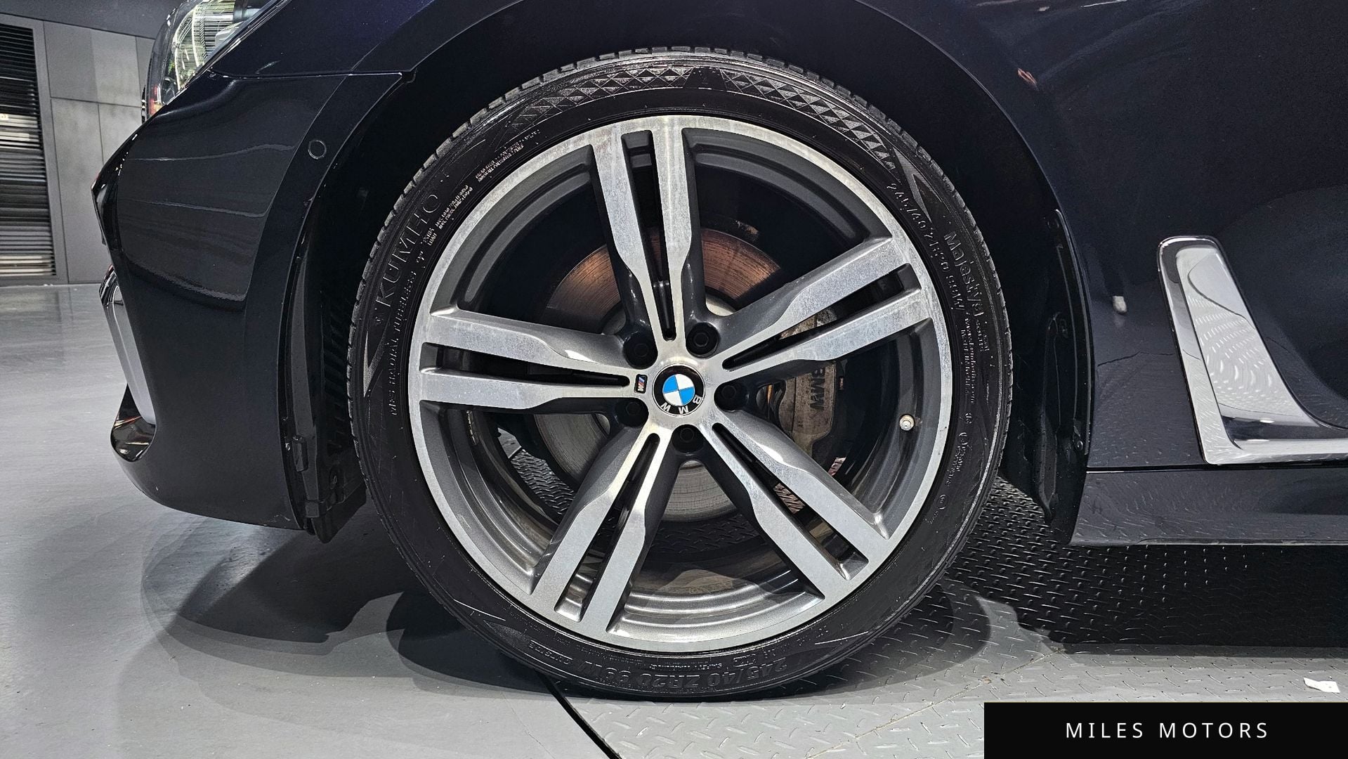 BMW 7 Series (G11) 2019 — миниатюра 4