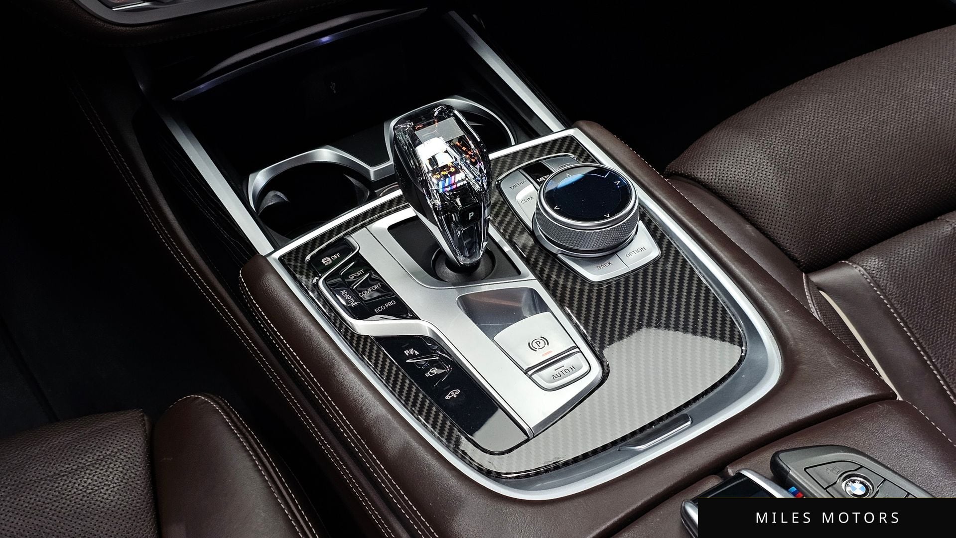BMW 7 Series (G11) 2019 — миниатюра 11