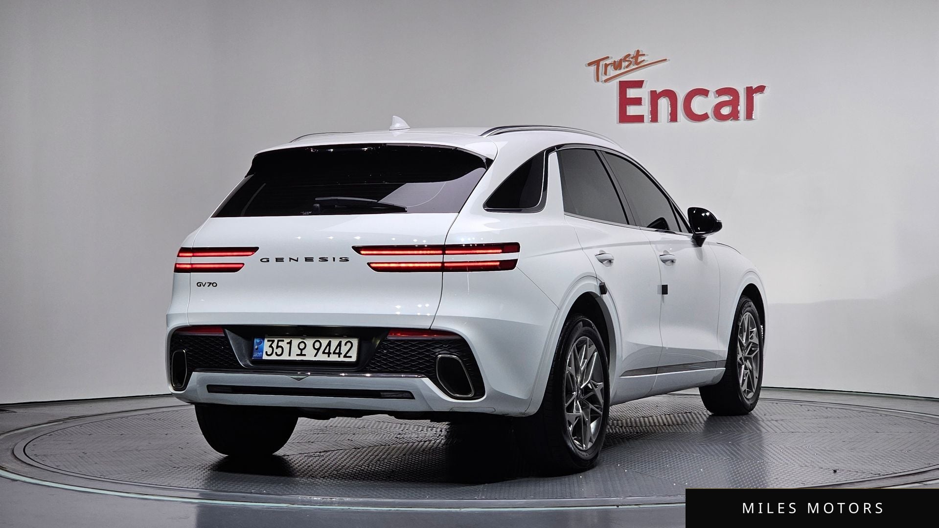 Genesis GV70 2021 — миниатюра 2