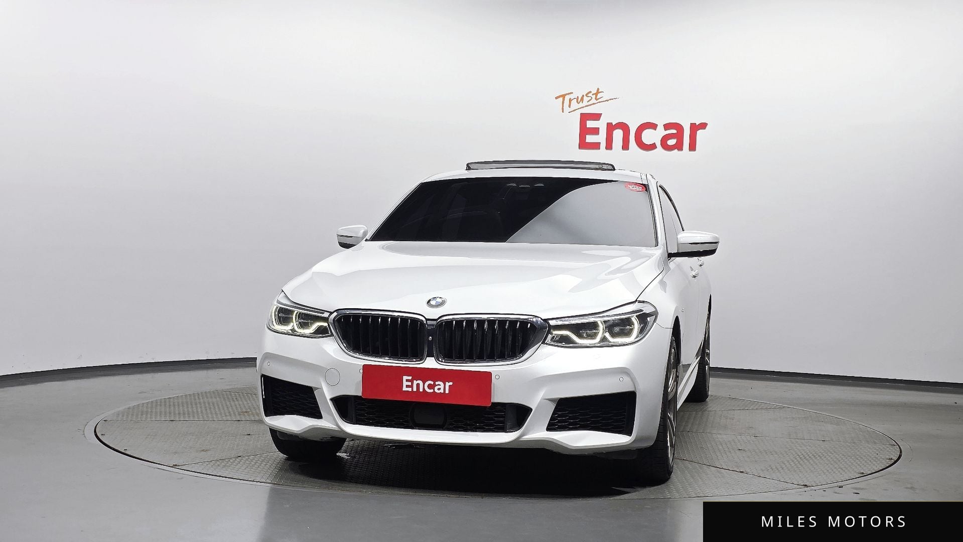 BMW 6 Series GT (G32) 2018 — миниатюра 3