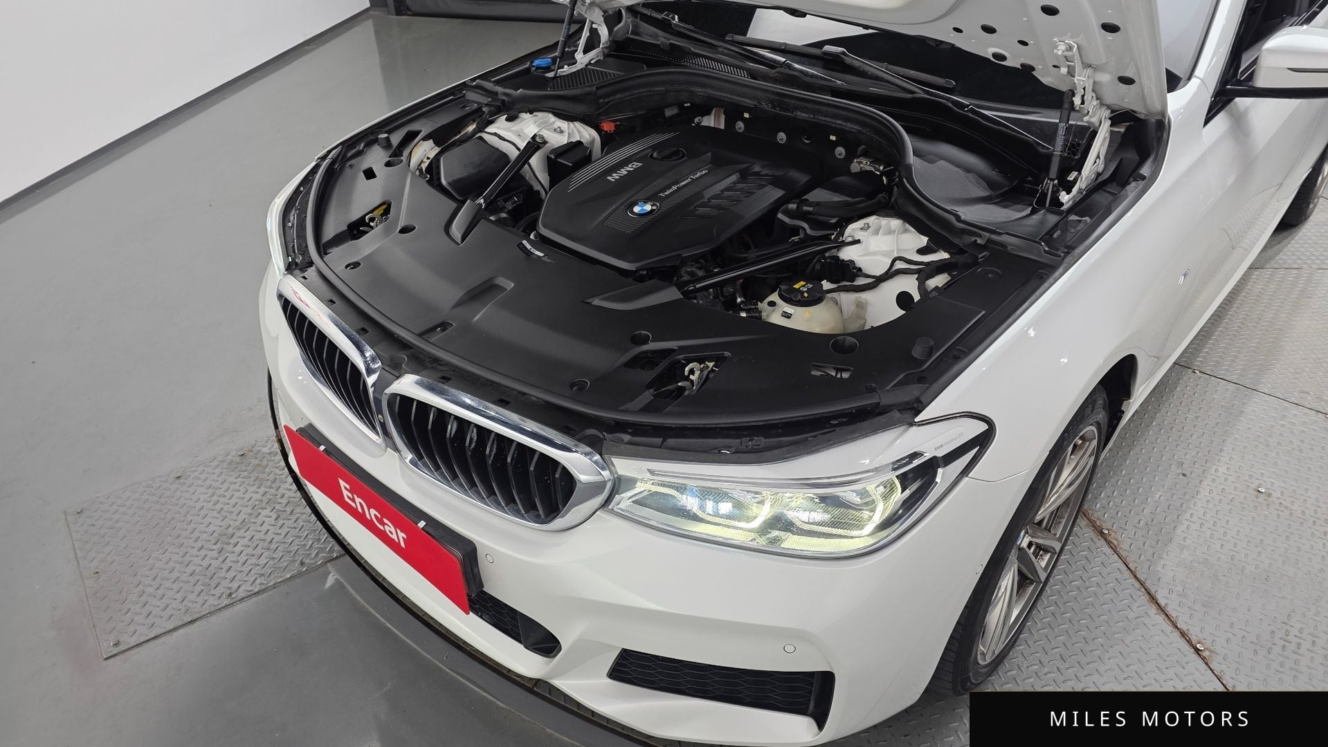 BMW 6 Series GT (G32) 2018 — миниатюра 6