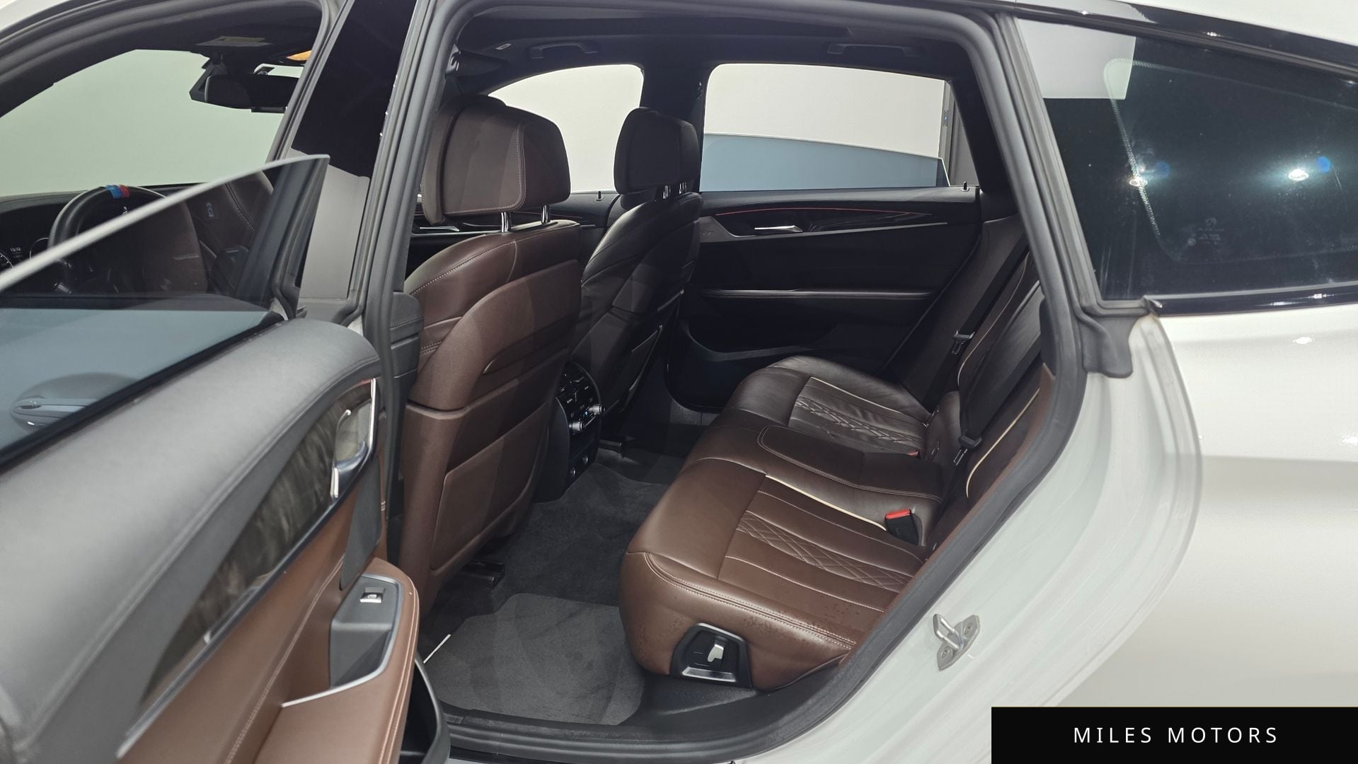 BMW 6 Series GT (G32) 2018 — миниатюра 11