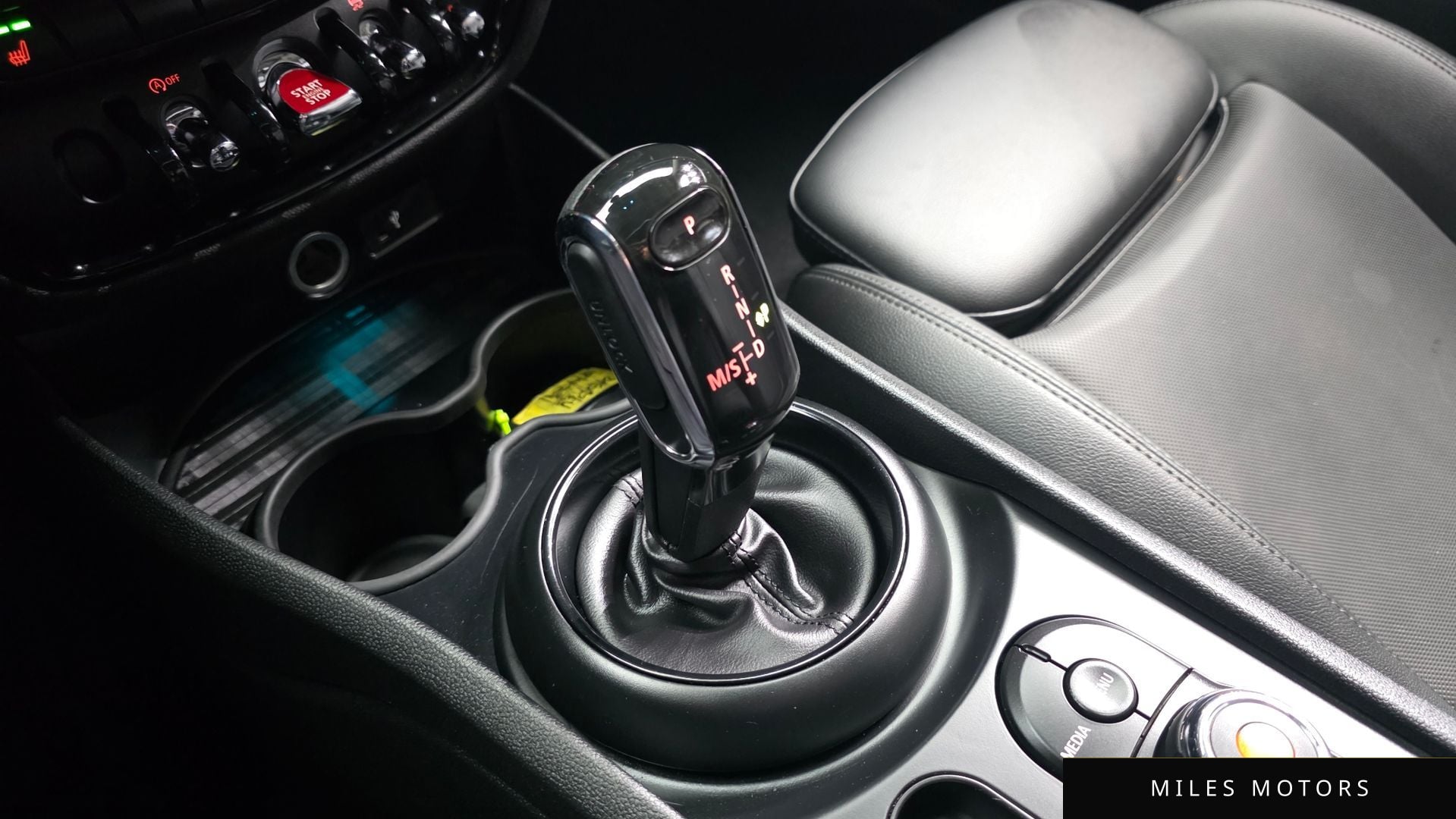MINI Clubman 2019 — миниатюра 12