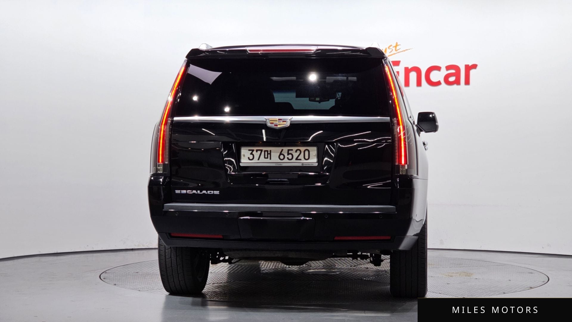 Cadillac Escalade 2018 — миниатюра 4