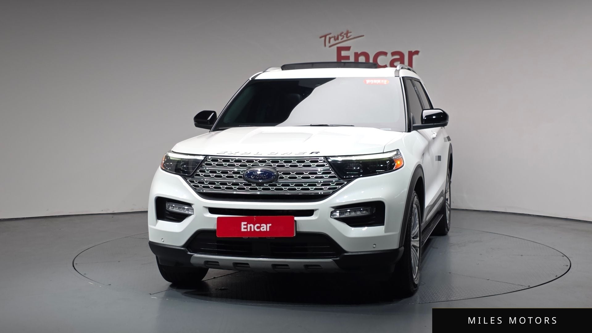 Ford Explorer 2021 — миниатюра 2