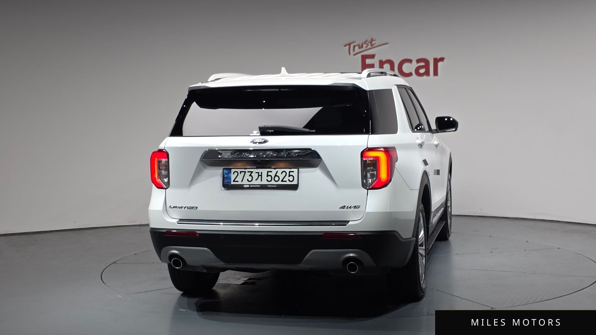 Ford Explorer 2021 — миниатюра 3